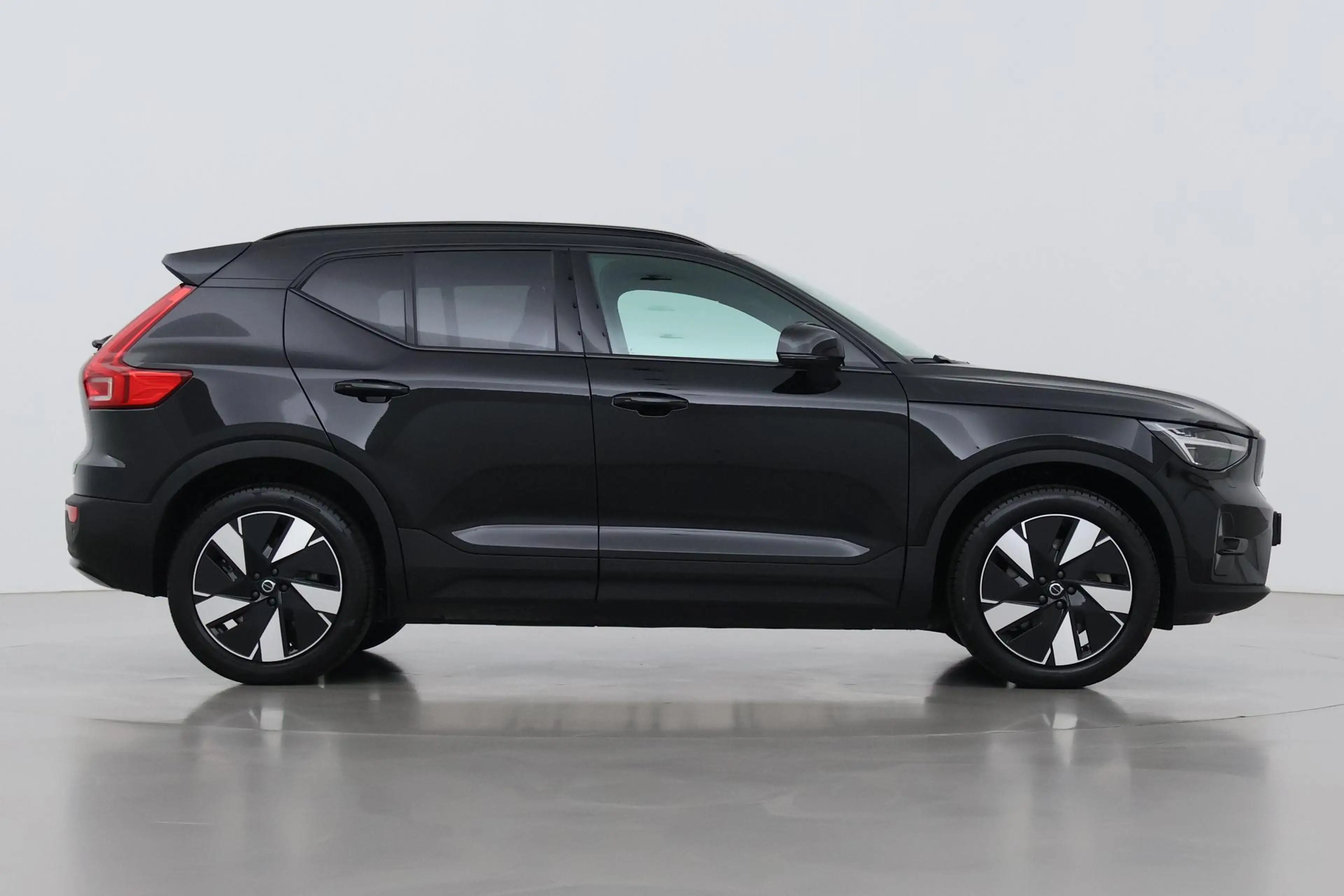 Volvo EX40 Single Motor Extended Range Plus | 82 kWh | Harman — photo 10