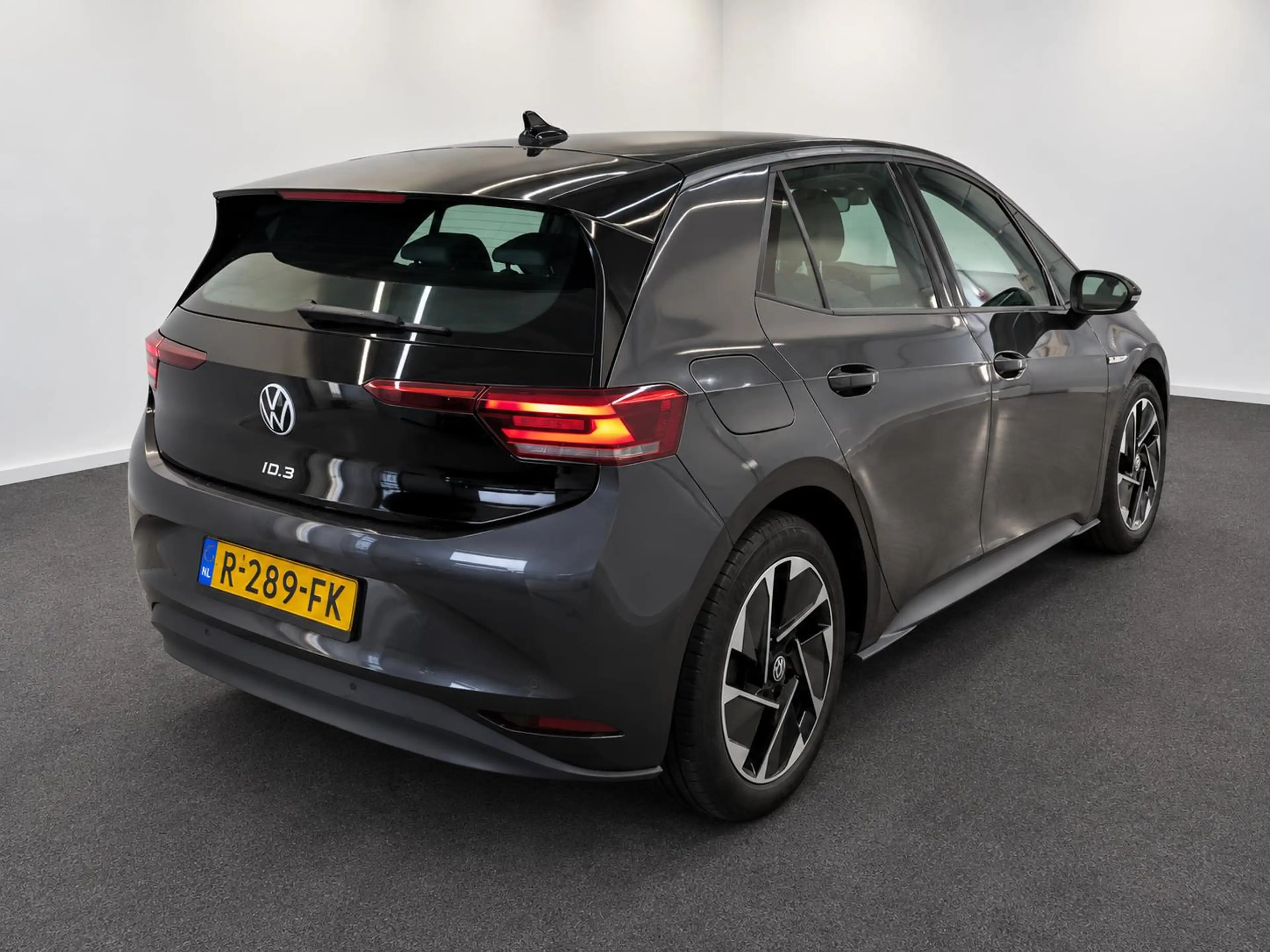 Volkswagen ID.3 Pro 62 kWh 204pk Navi Wireless CarPlay PDC VA Full — photo 4