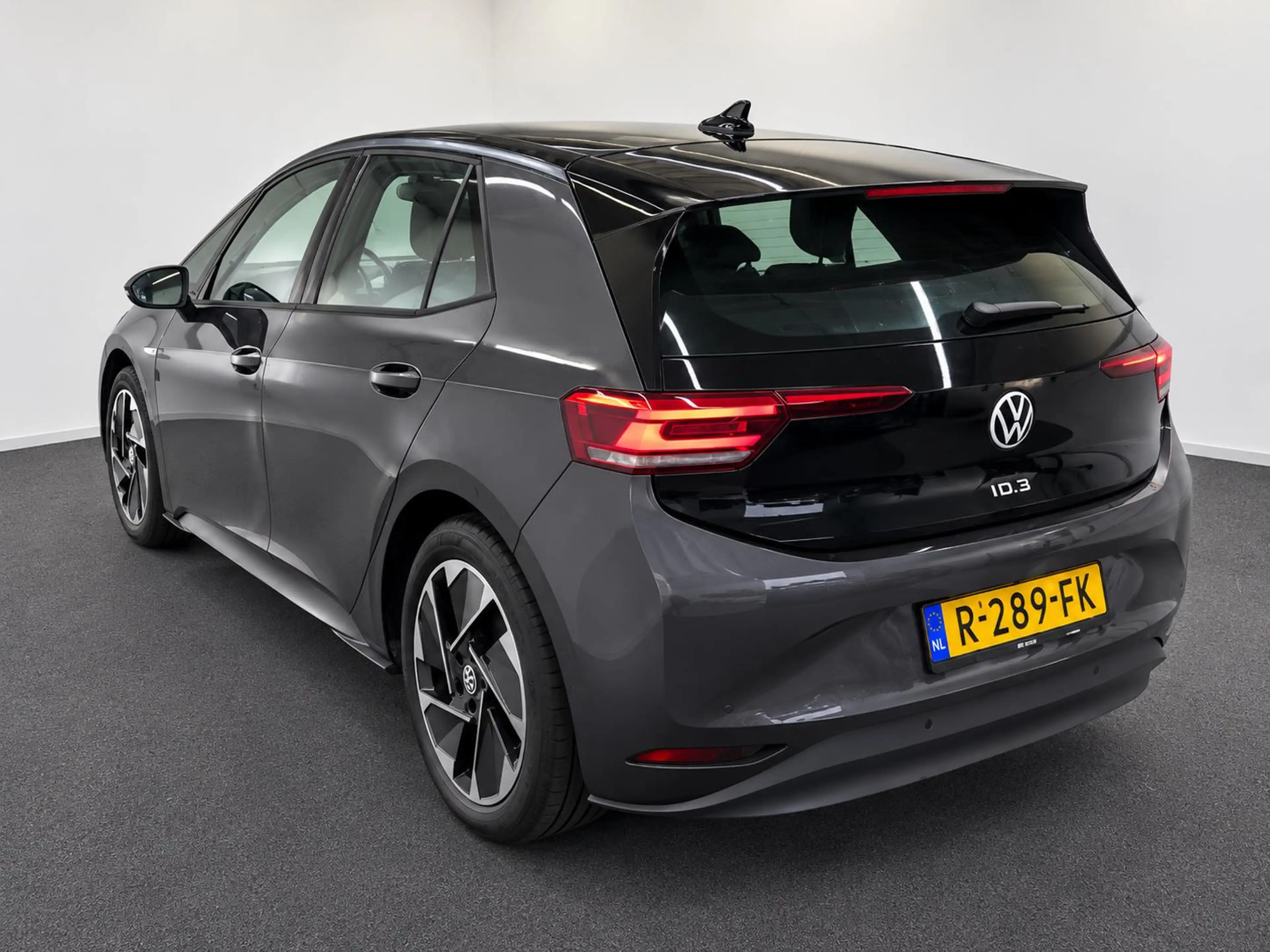 Volkswagen ID.3 Pro 62 kWh 204pk Navi Wireless CarPlay PDC VA Full — photo 3