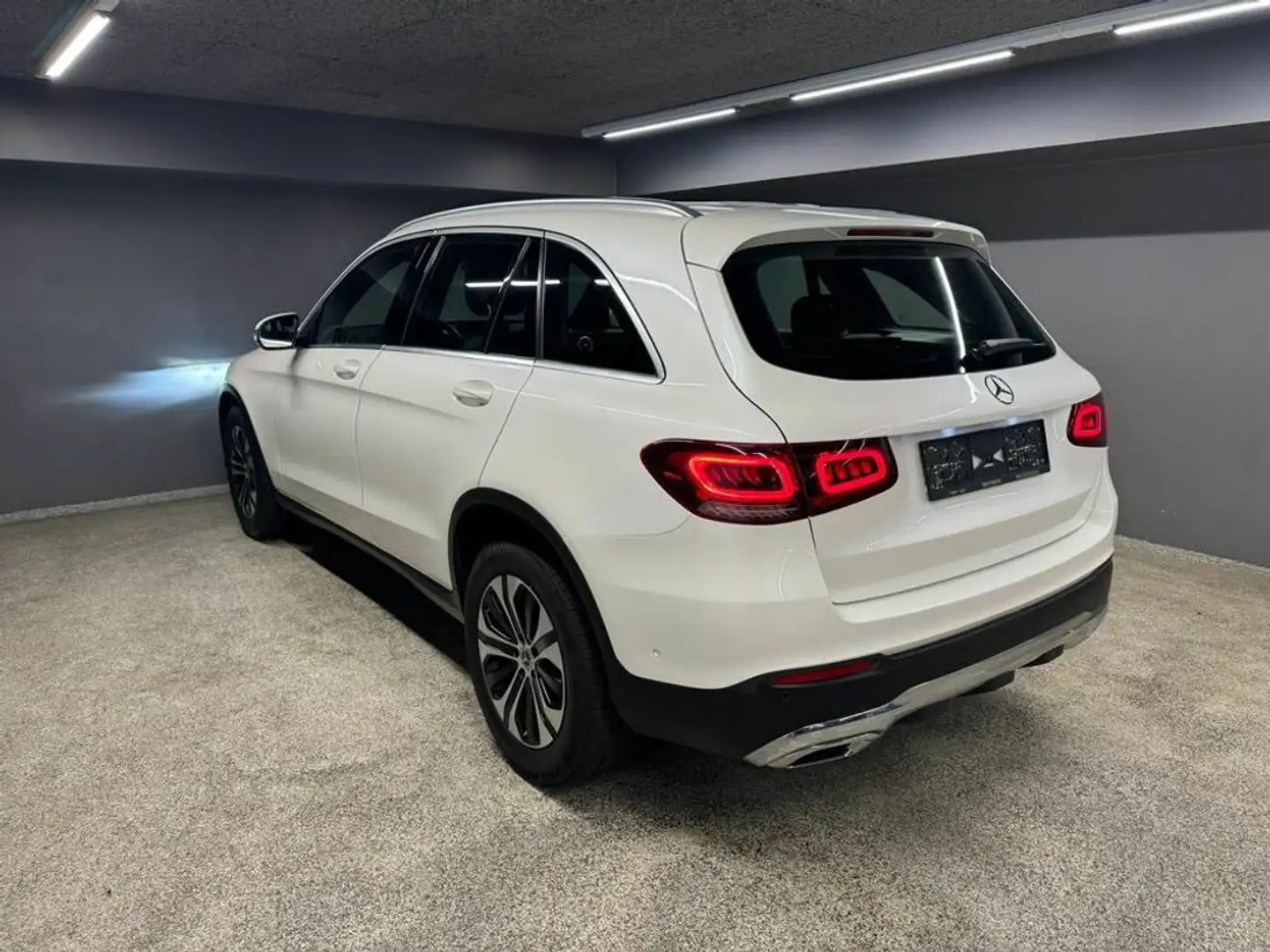 Mercedes-Benz GLC 220 d 4Matic (253.915) Weiß - 2