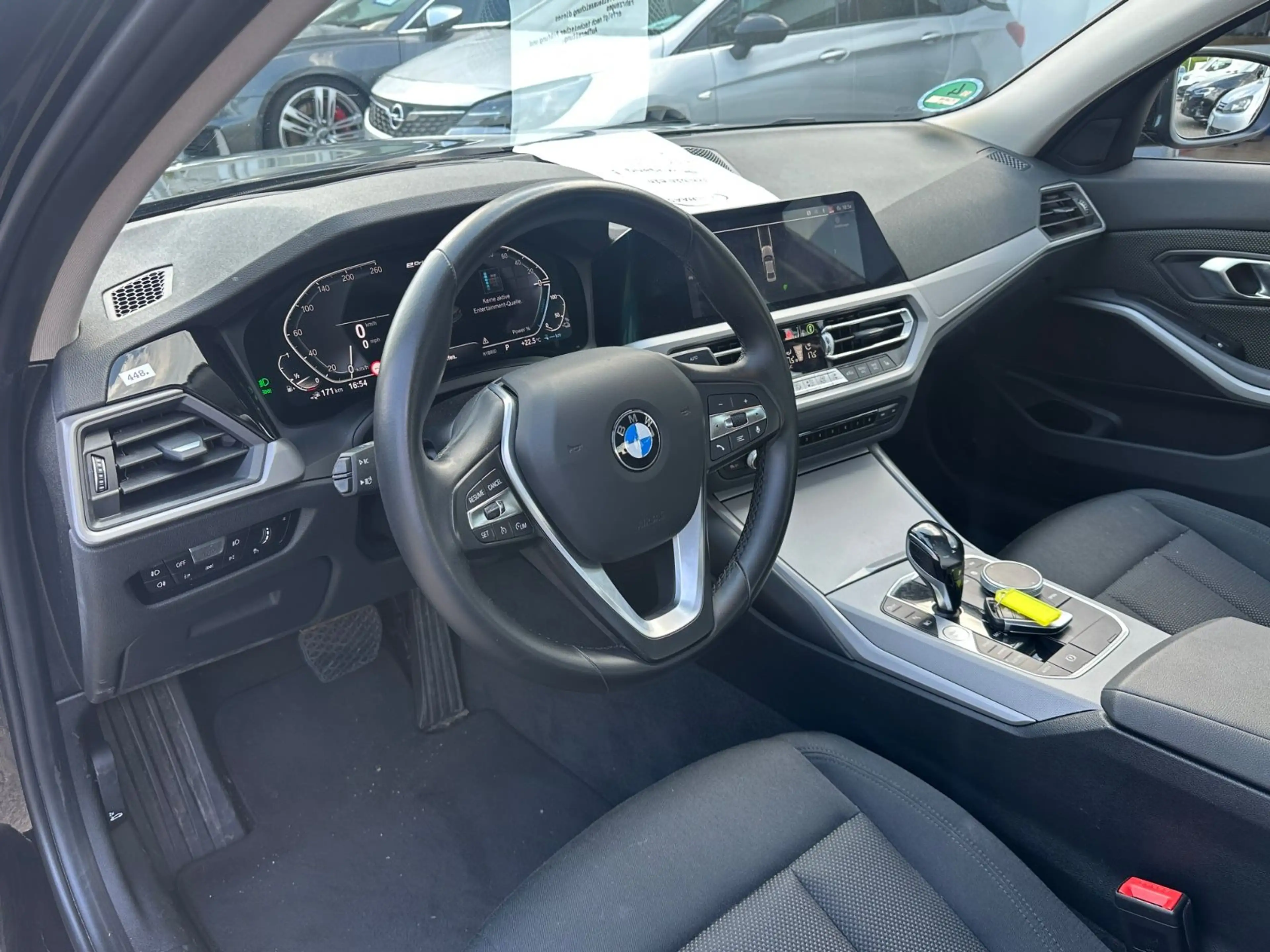 BMW 330 e Advantage Automatik *PDC*Klima*Sitzheizung — photo 9