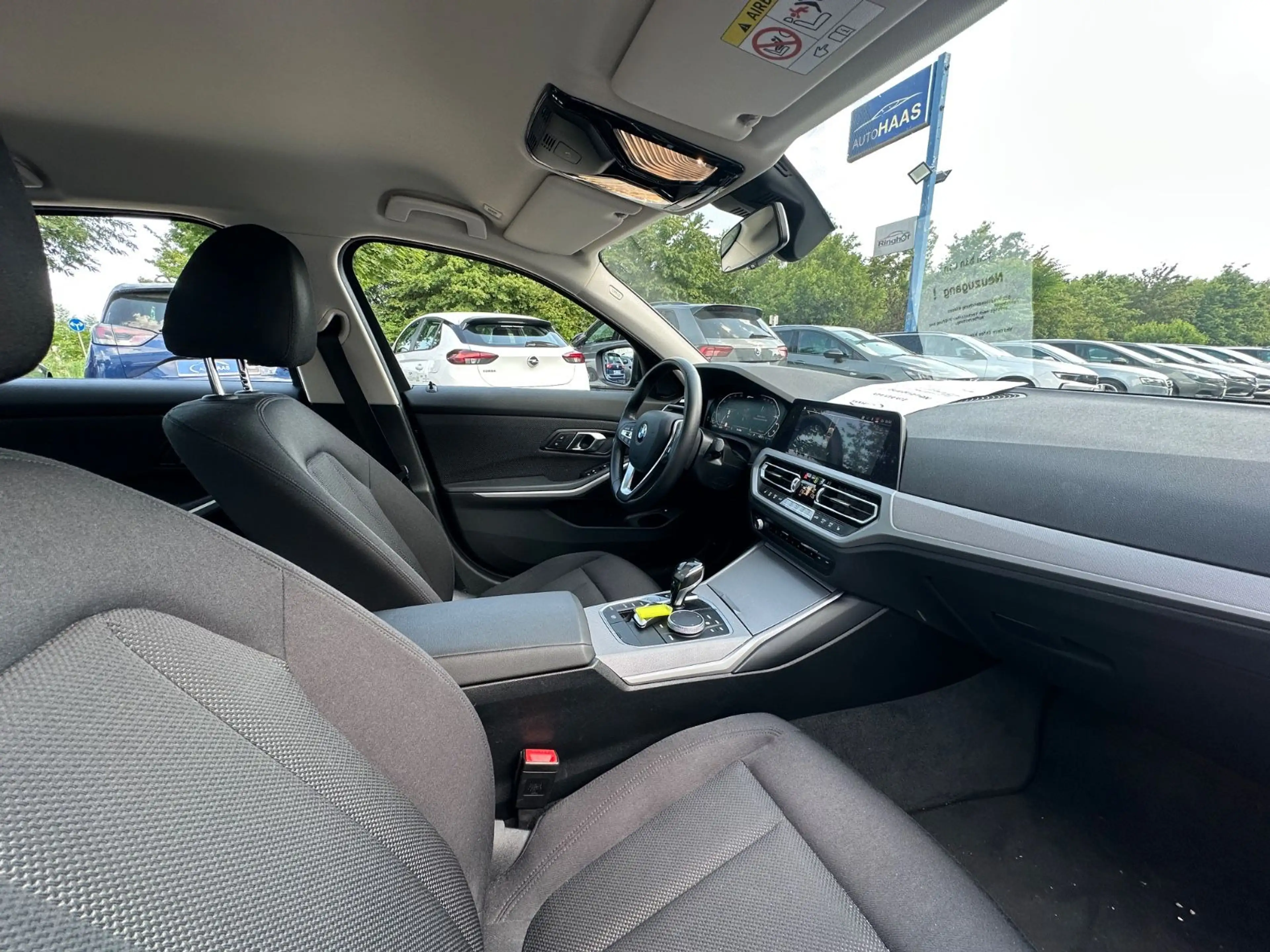 BMW 330 e Advantage Automatik *PDC*Klima*Sitzheizung — photo 10