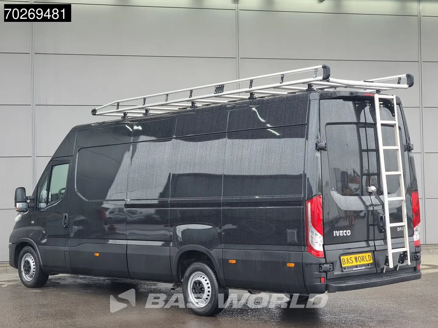 Iveco Daily 35S14 Automaat L3H2 Navi Camera Airco Cruise Imper Negru - 2