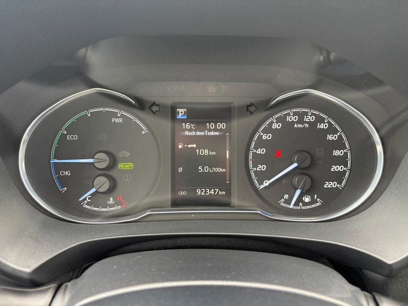 Toyota Yaris Hybrid Y20 Team D **CARPLAY** — photo 9