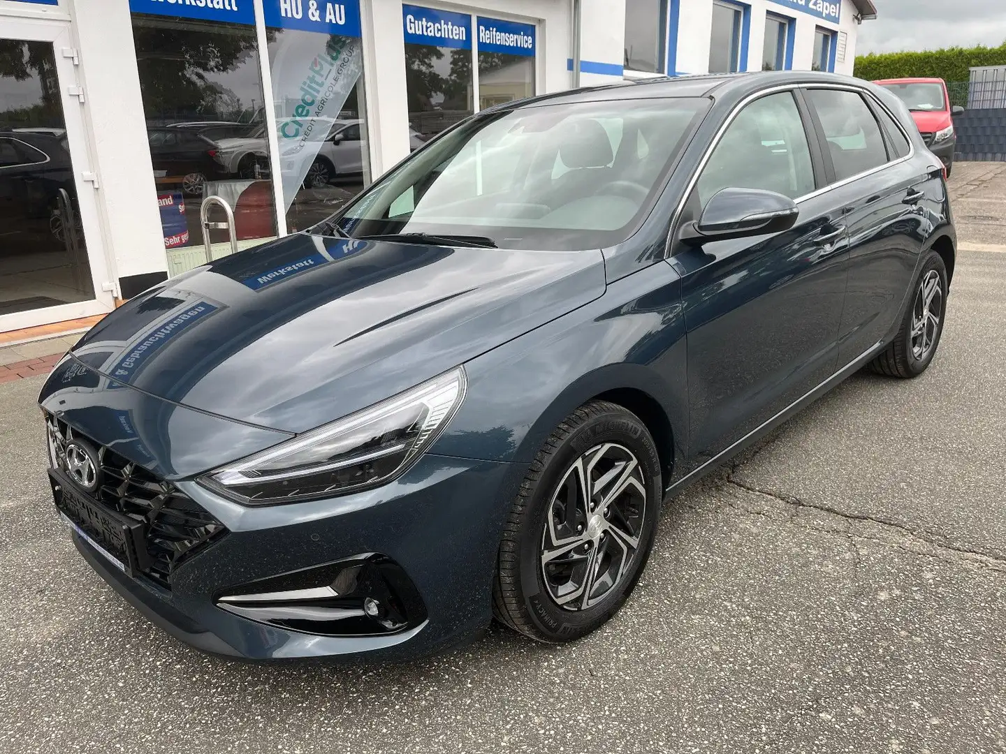 Hyundai i30 1.0 T-GDI*Smart* Aut./1.Hd/SH/PDC/Klimaaut. Grau - 1