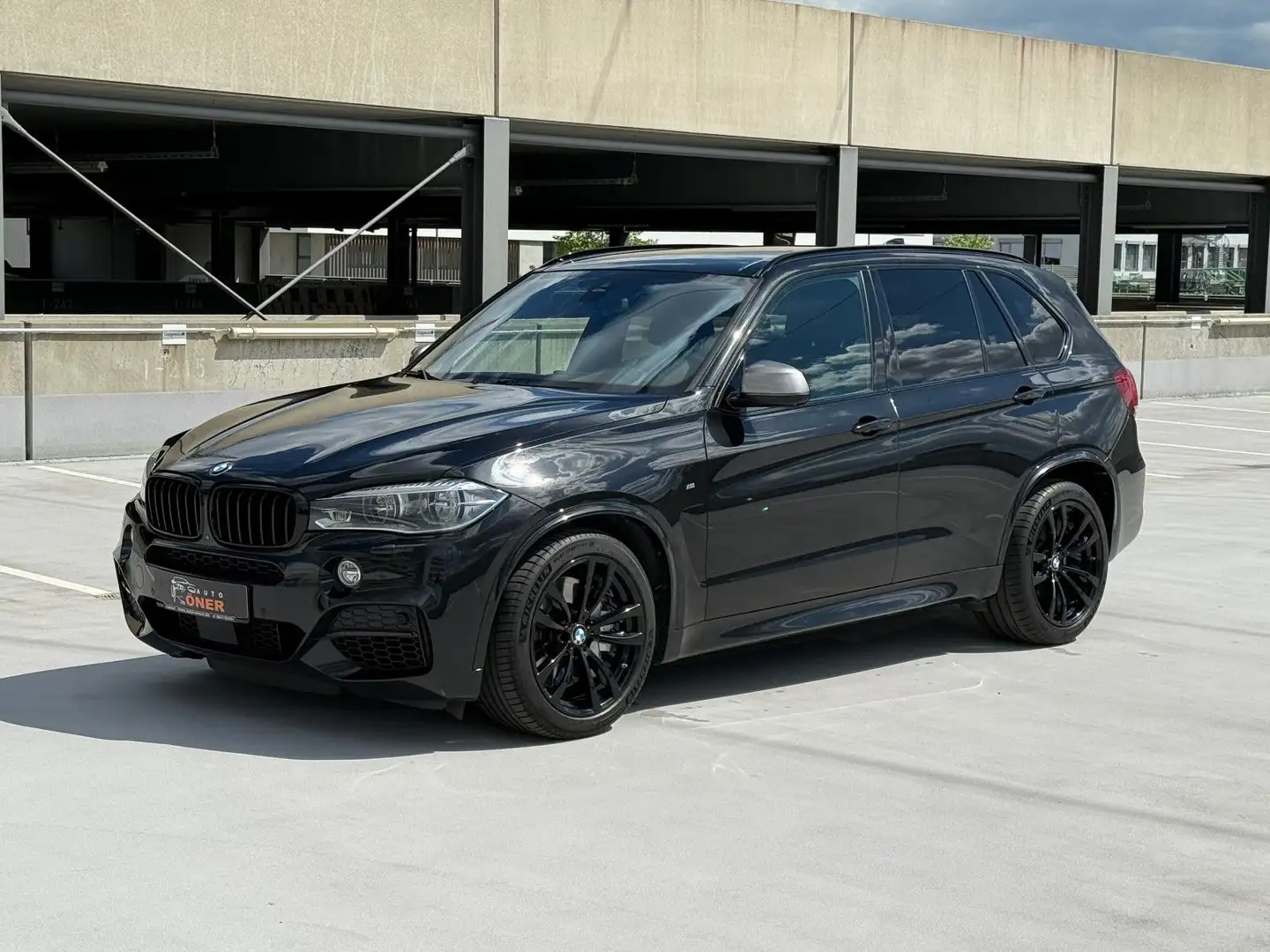 BMW X5 M50 d Standheizung AHK Sitzbelüftung Dig.Tach Negro - 1