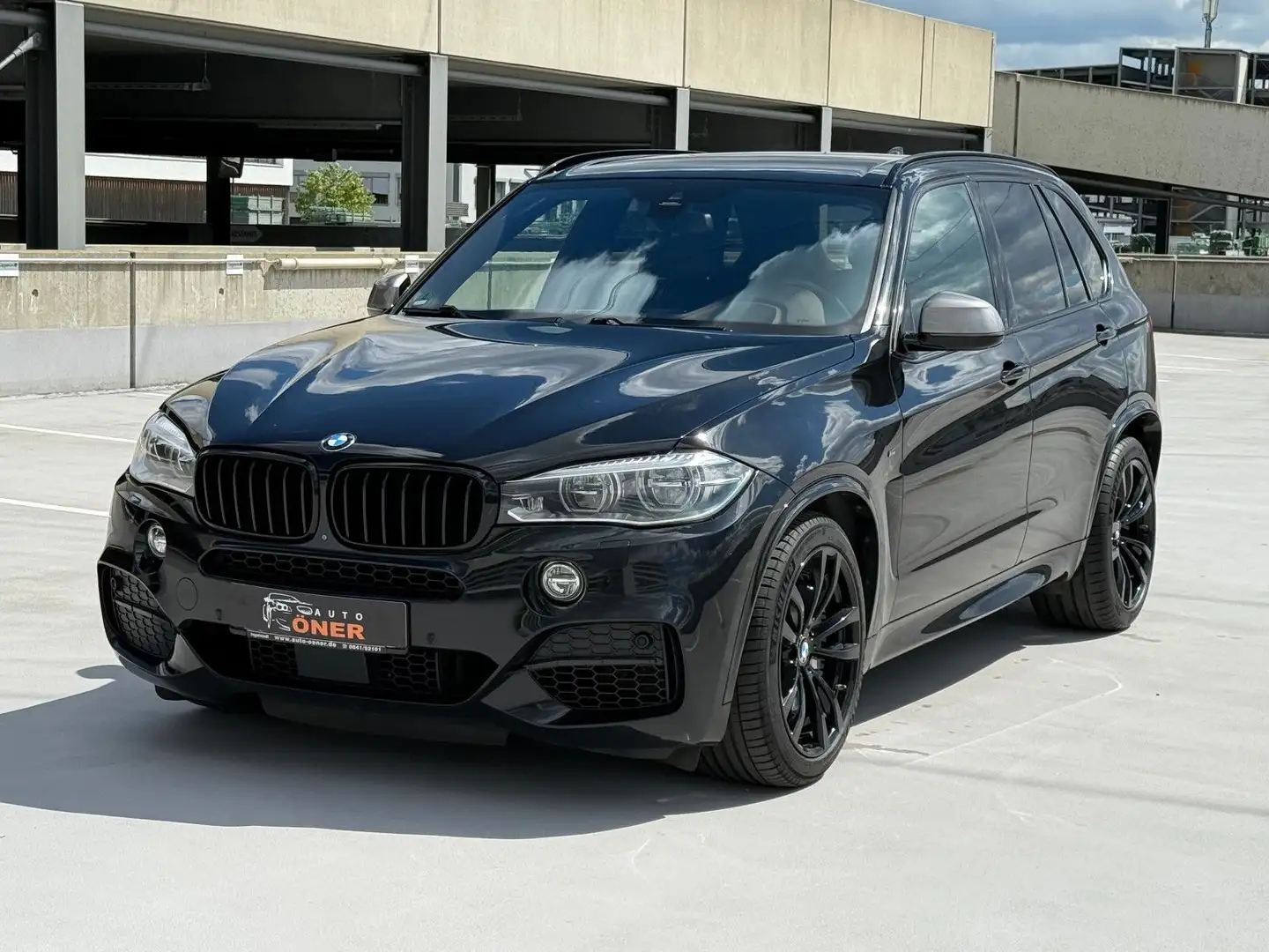 BMW X5 M50 d Standheizung AHK Sitzbelüftung Dig.Tach Negro - 2