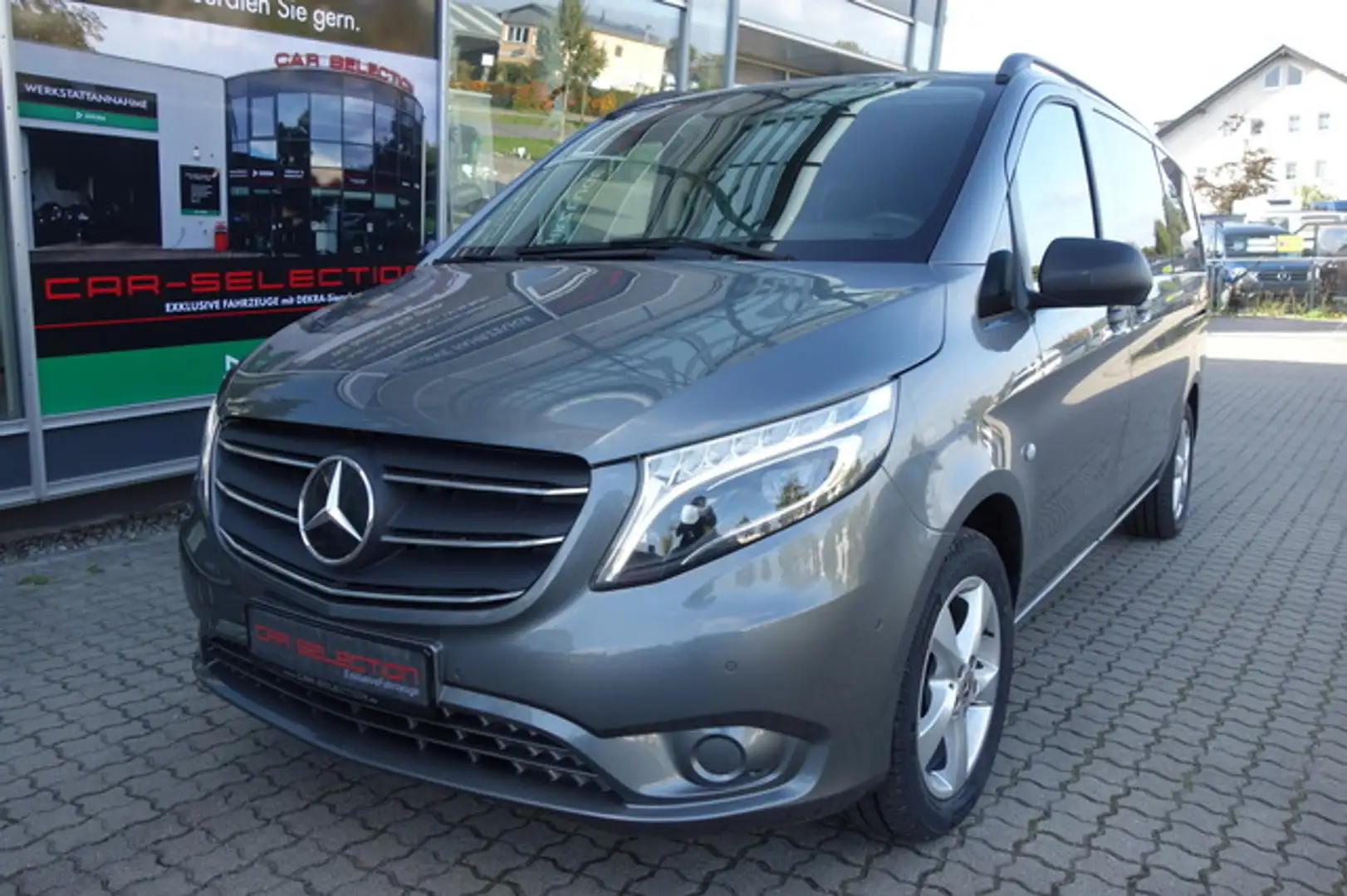 Mercedes-Benz Vito 116 CDI ProTourer Lang 2xsTÜR/LED/ACC/AHK Gris - 1