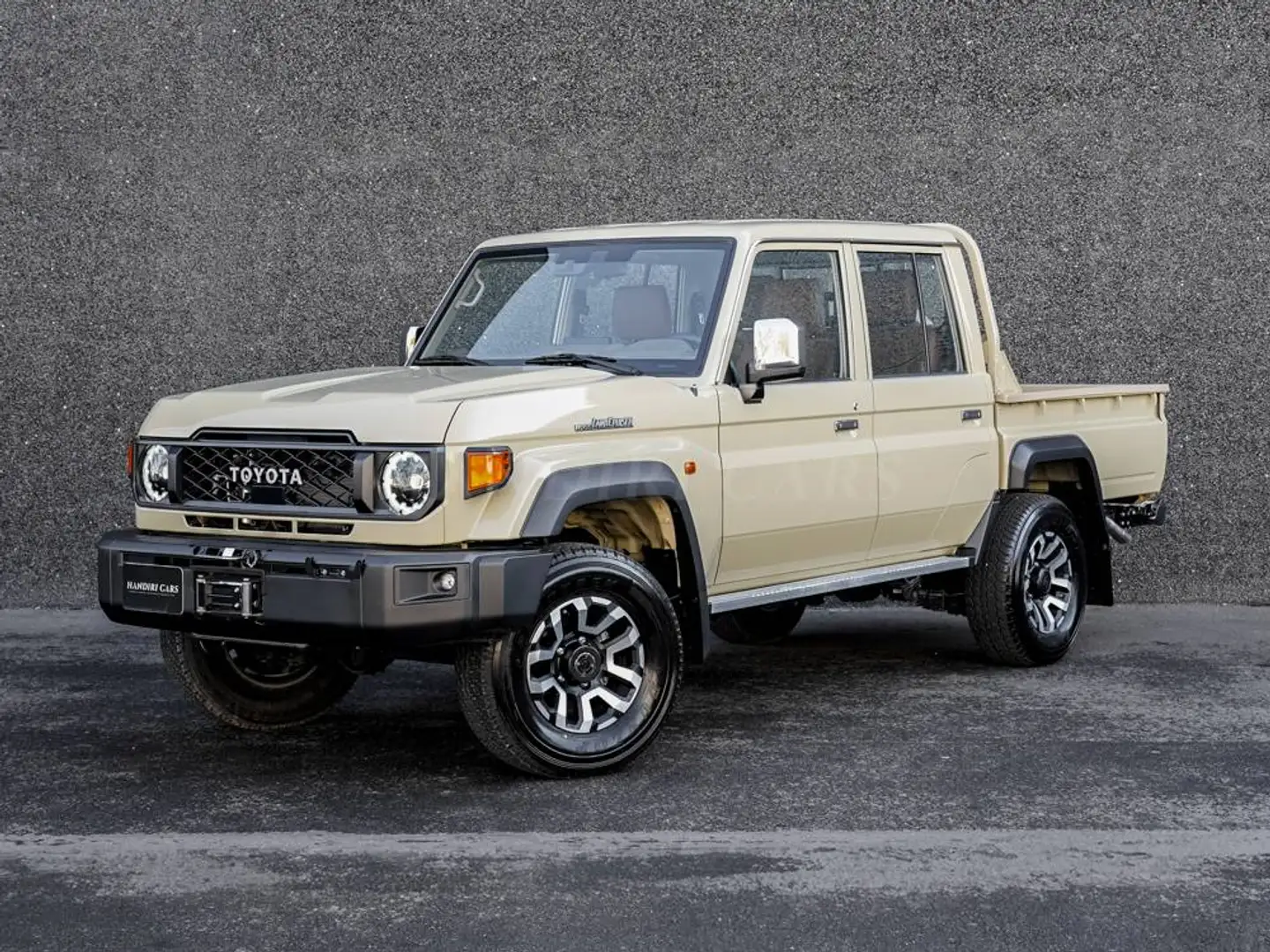 Toyota Land Cruiser 2025 79 Series LX € 80000 +2.8L TURBO DIESEL Beige - 1