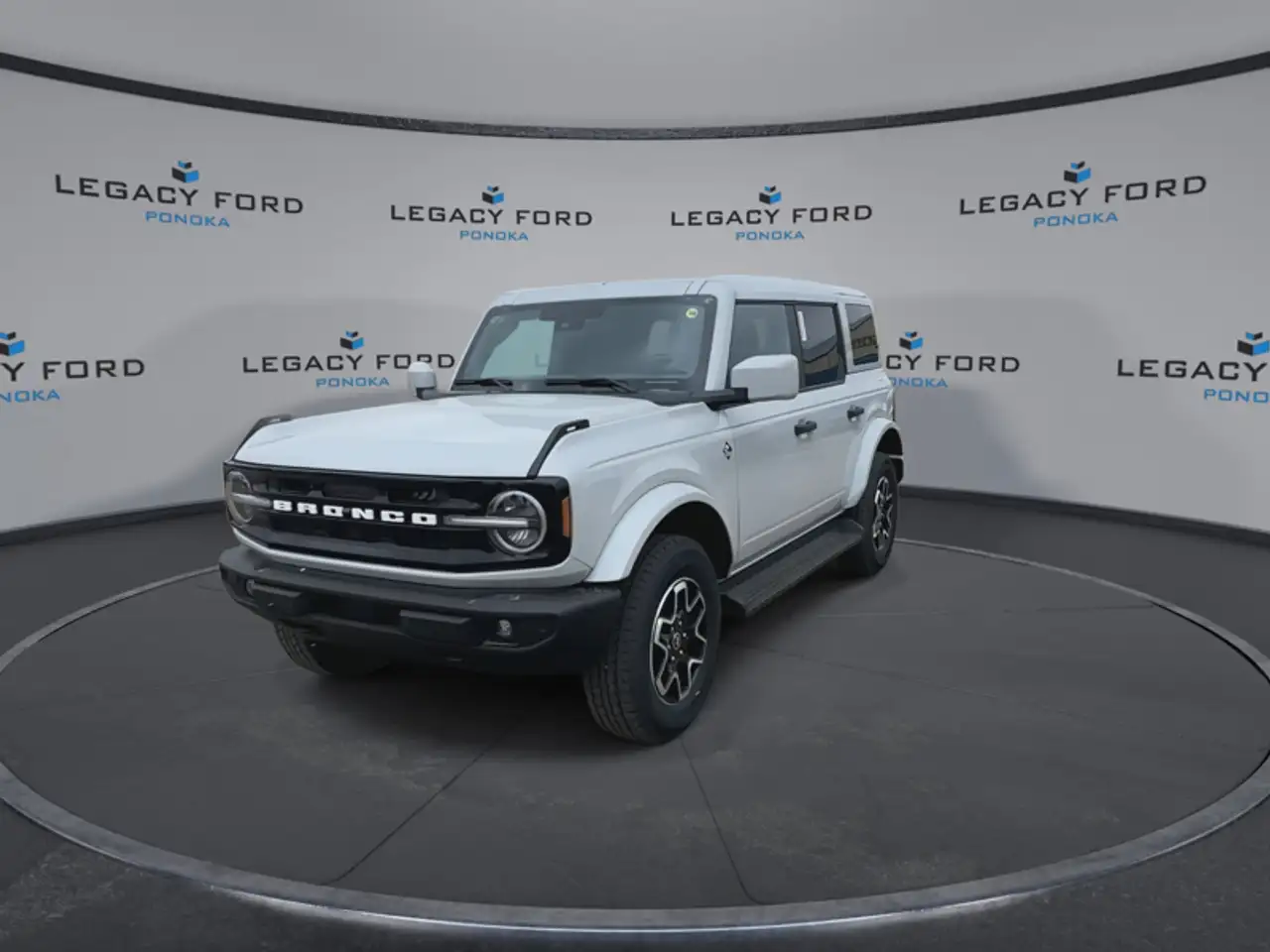 Ford Bronco снимка Ford Bronco