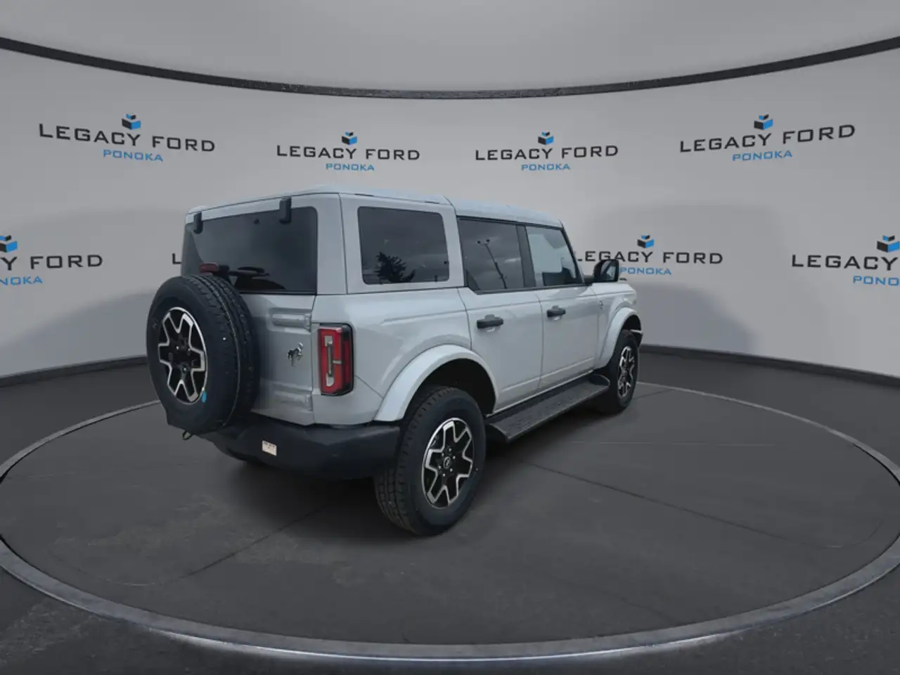 Ford Bronco снимка Ford Bronco
