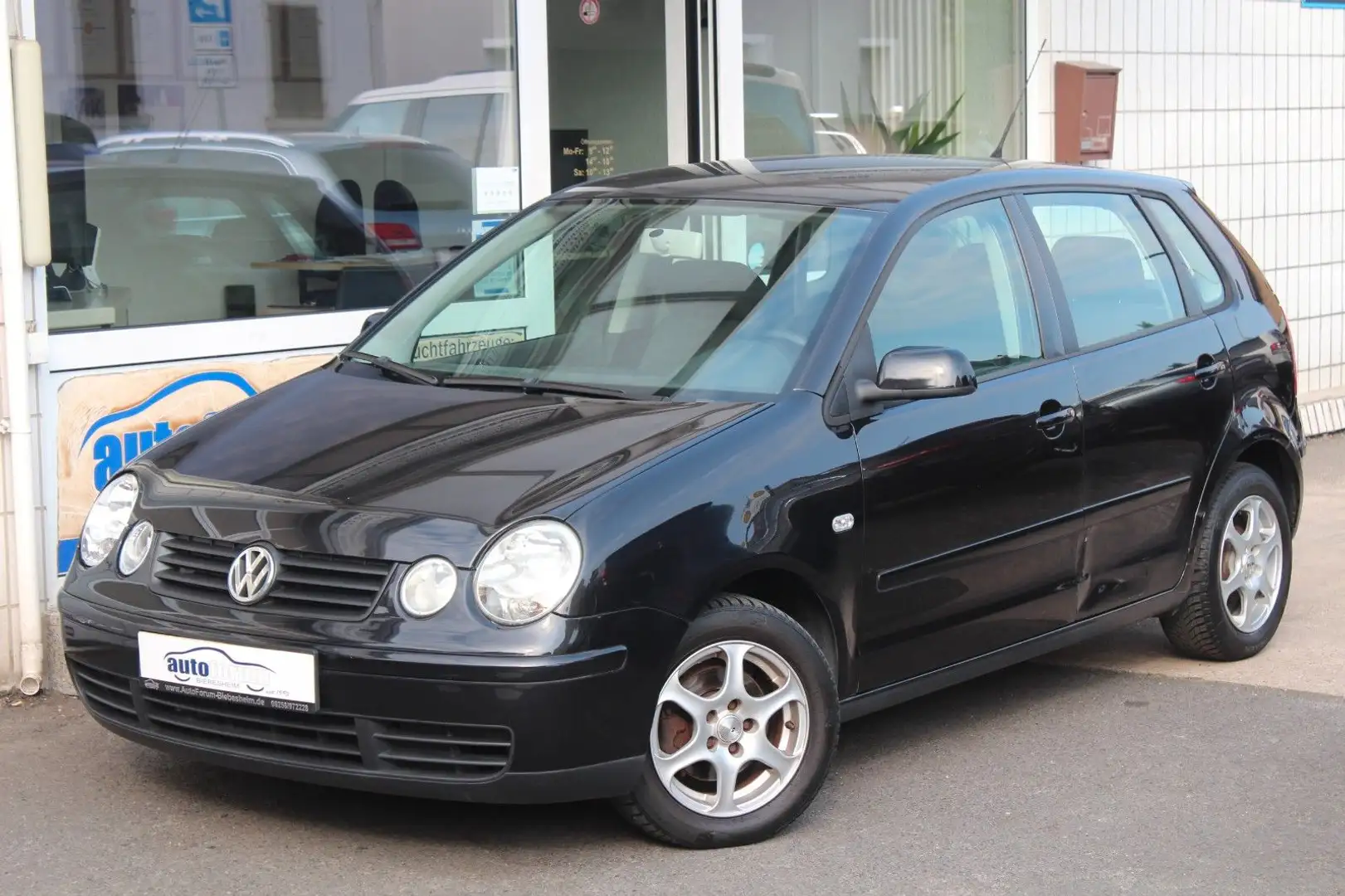 Volkswagen Polo IV Comfortline Klima Schwarz - 2