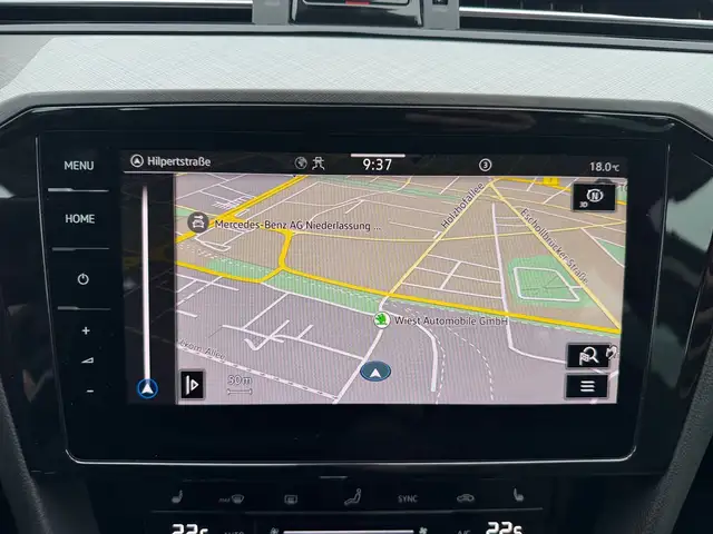 Volkswagen Passat view 17