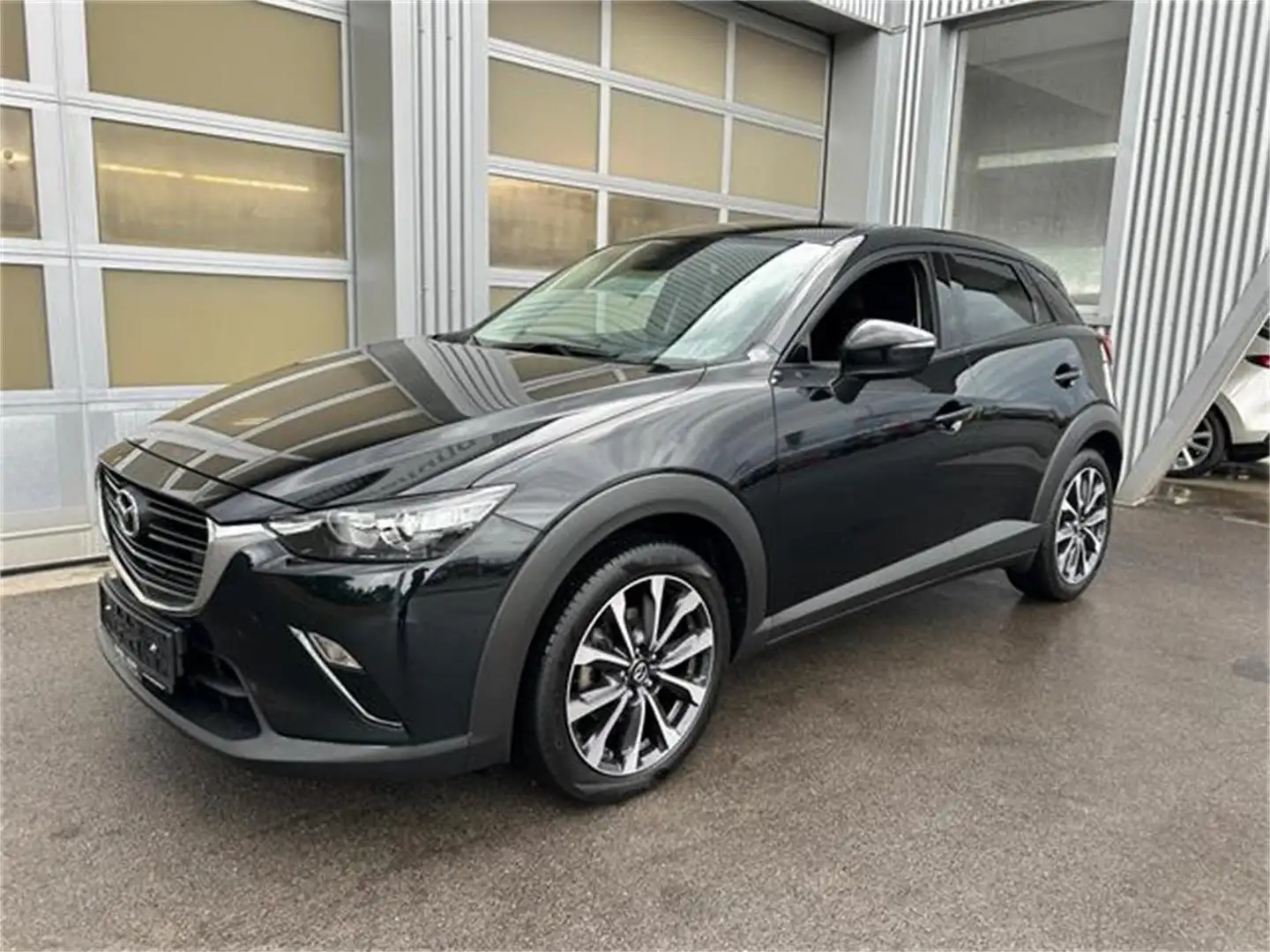 Mazda CX-3 G121 Takumi mit Navigation Schwarz - 1