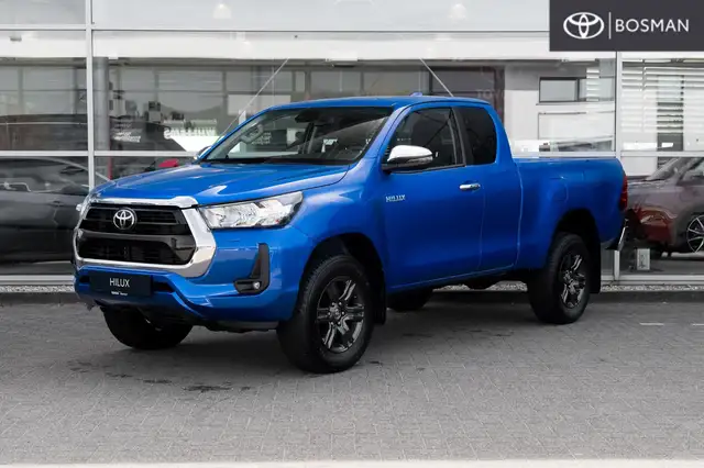 Toyota Hilux 2.4 D-4D Xtra Cab Challenger BPM-VRIJ OP NL KENTEK