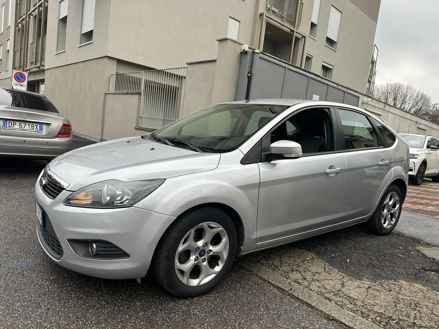 Ford Focus 5p 1.6 Titanium 100cv - 2