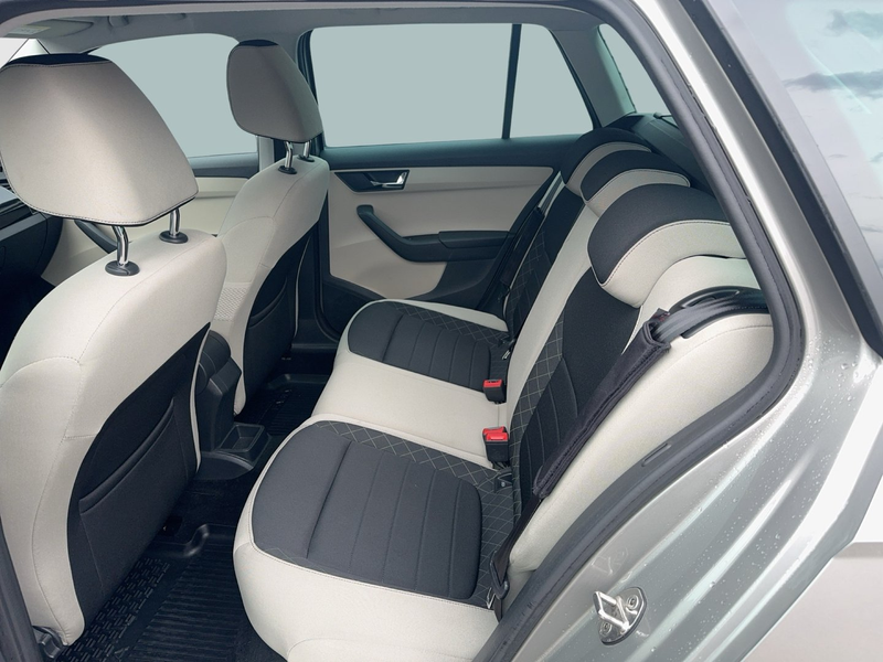 Skoda Fabia Style TSI DSG — photo 10