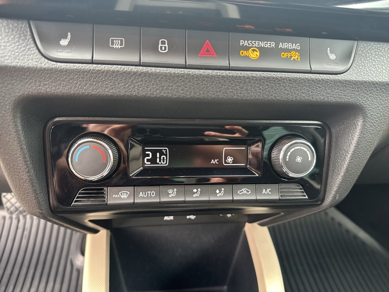 Skoda Fabia Style TSI DSG — photo 13
