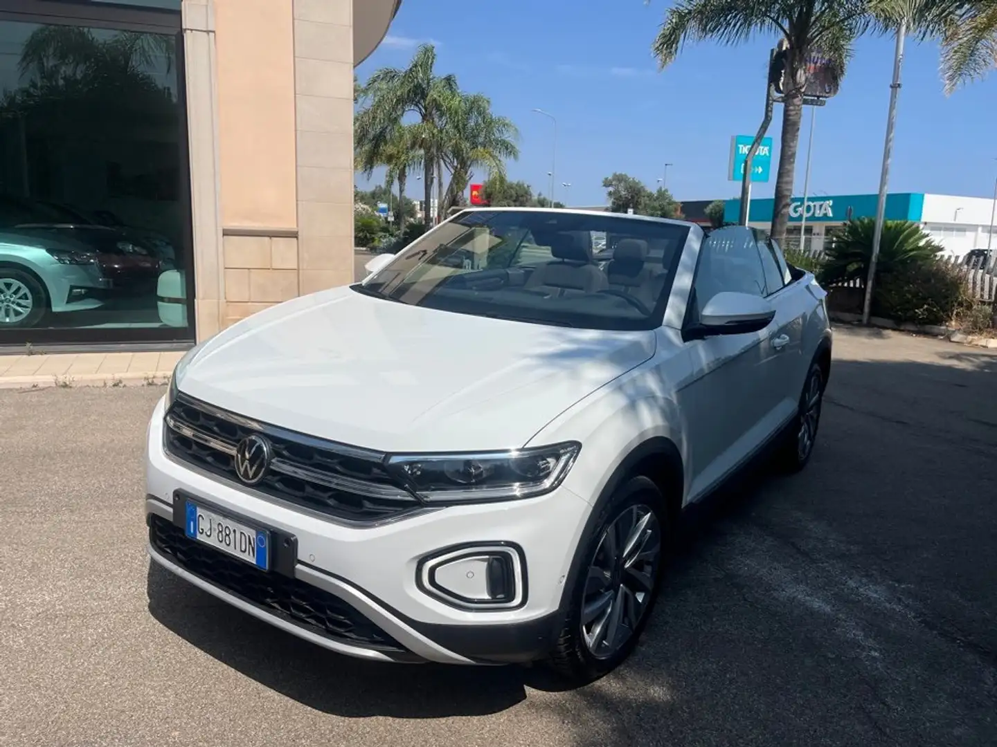 Volkswagen T-Roc T-Roc 2022 Cabriolet Cabriolet 1.0 tsi Style 110cv Bianco - 1