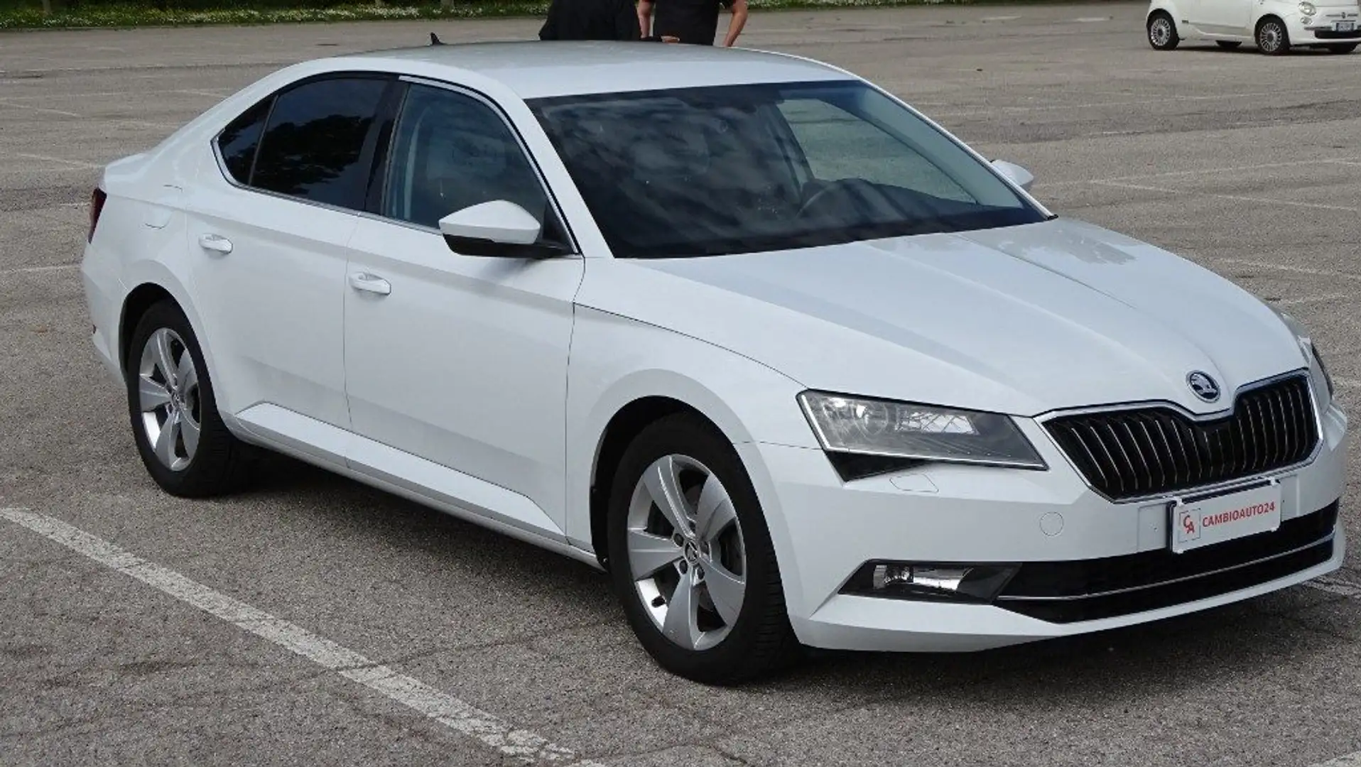 Skoda Superb 1.6 TDI, 120CV, manuale, "Executive", Garanzia.. Bianco - 2