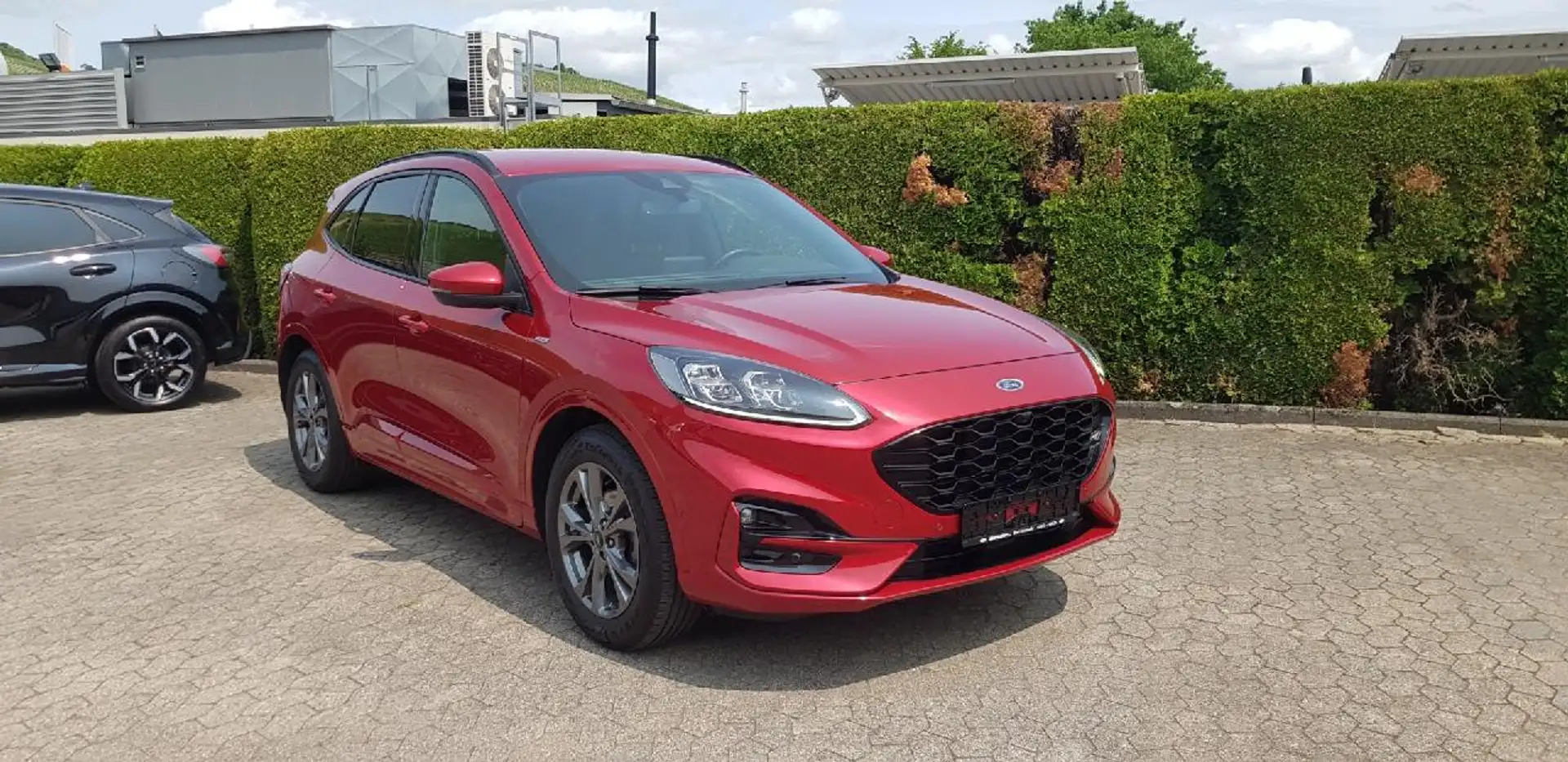 Ford Kuga ST-Line X - 2