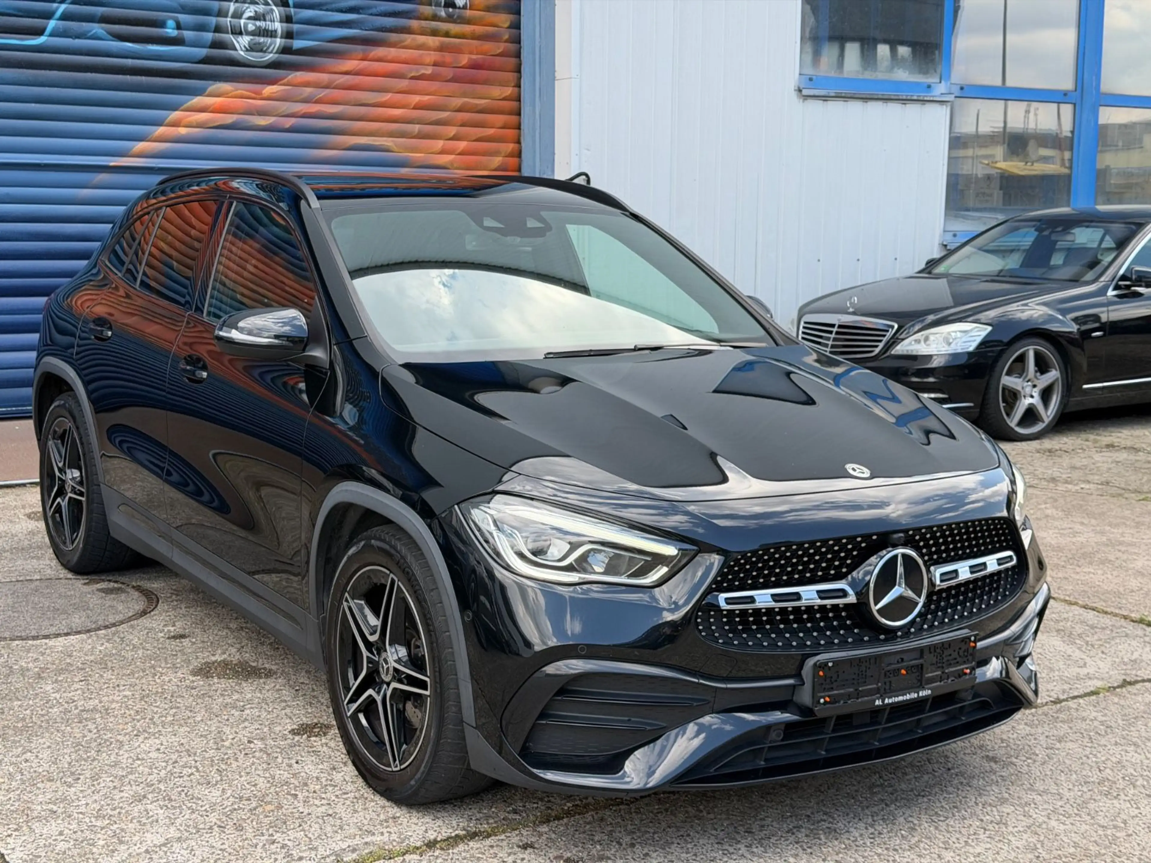 Mercedes-Benz GLA 180 d AMG /Widescreen/Ambiente/Night/1 Hand — photo 3
