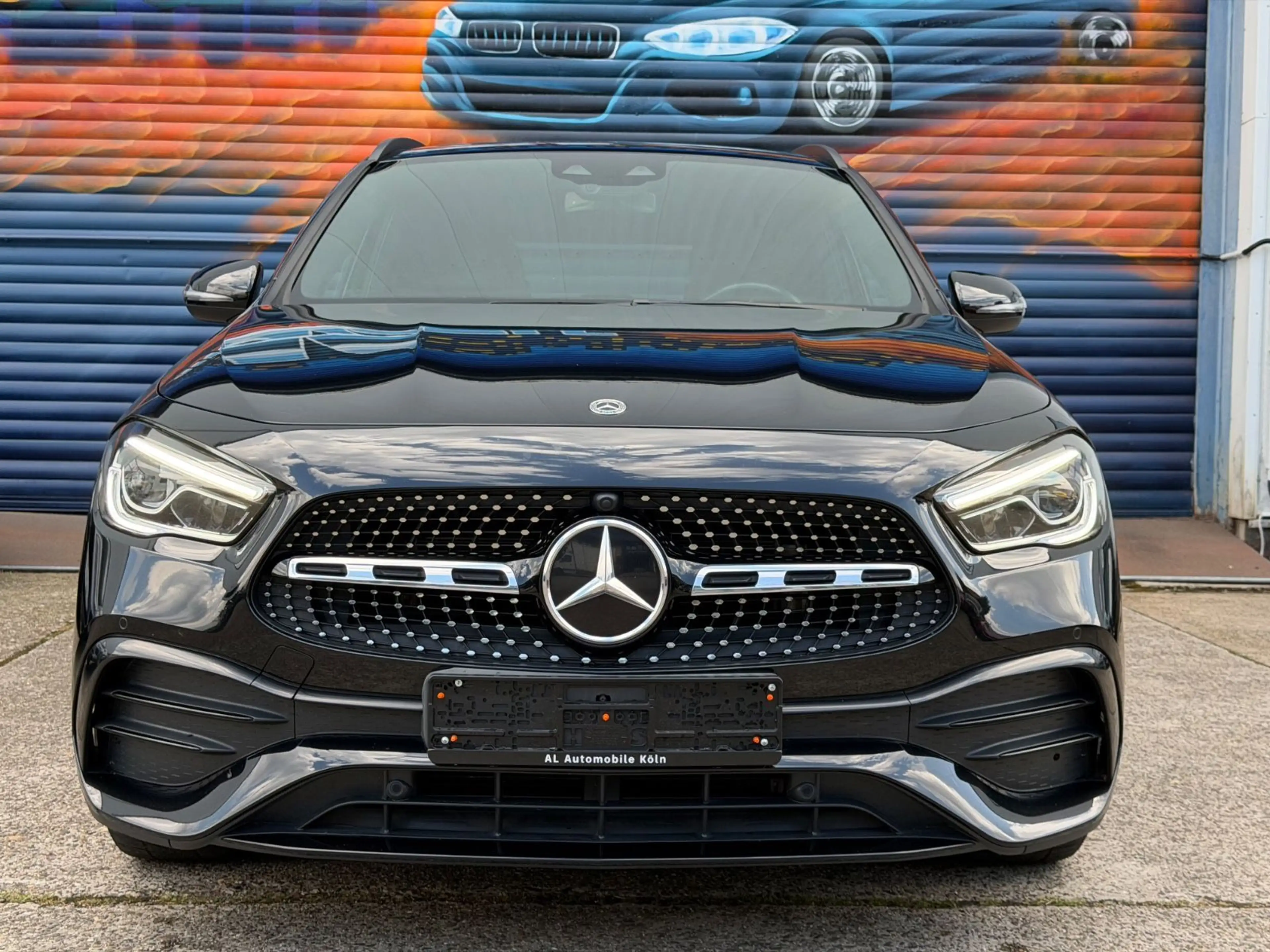 Mercedes-Benz GLA 180 d AMG /Widescreen/Ambiente/Night/1 Hand — photo 2