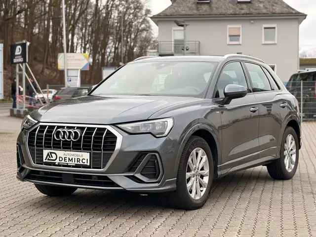 Audi Q3 40 TFSI quattro S line*1 HAND+Automatik*