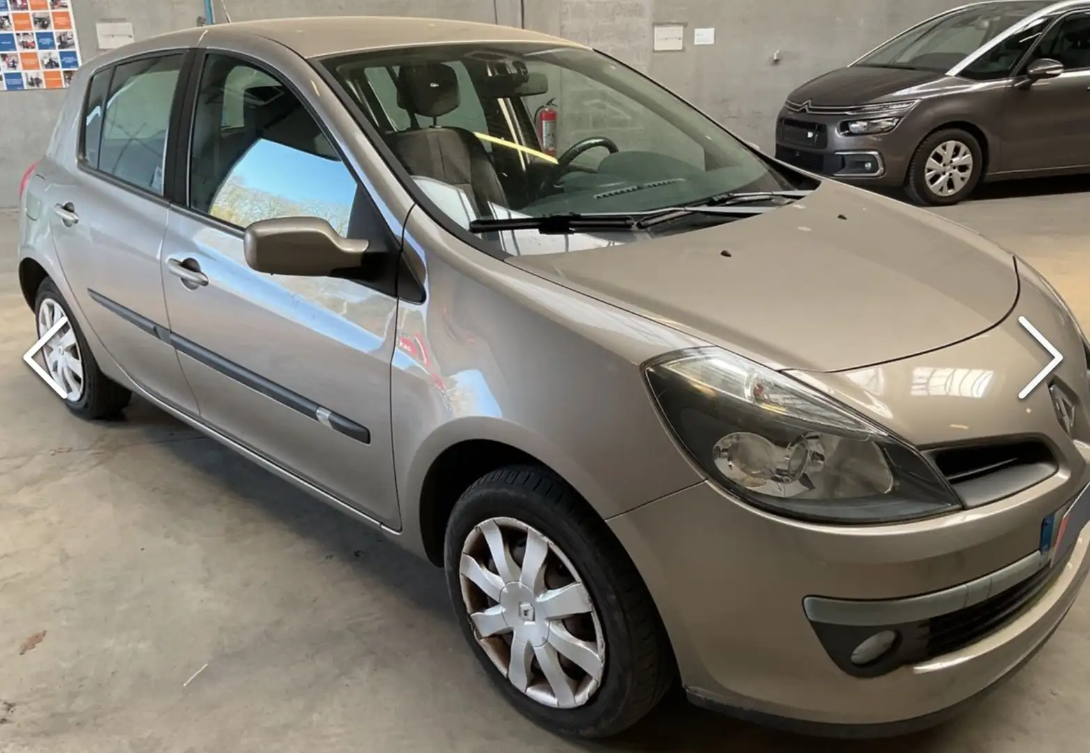 Renault Clio Clio 1.2i 16v Dynamique Airco 5P Grijs - 1