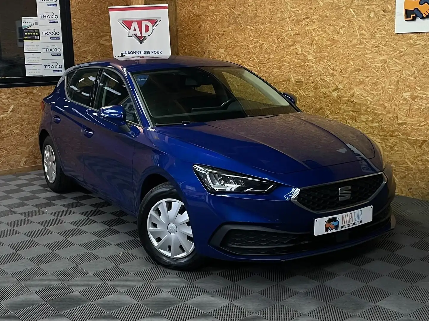 SEAT Leon 2.0 TDi Blau - 1
