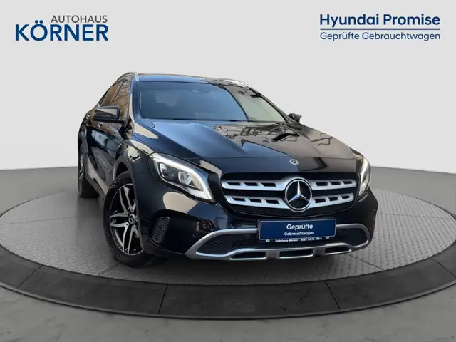 Mercedes-Benz GLA 200 URBAN 1.6 *PANO*LED*CAM*NAVI*