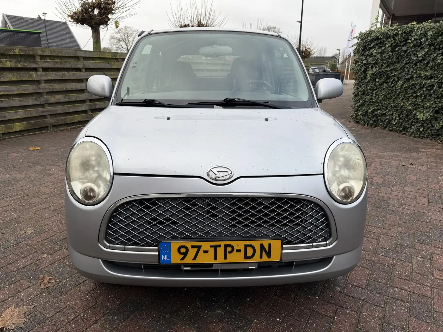 Daihatsu Trevis 1.0 Export/handel Gris - 2