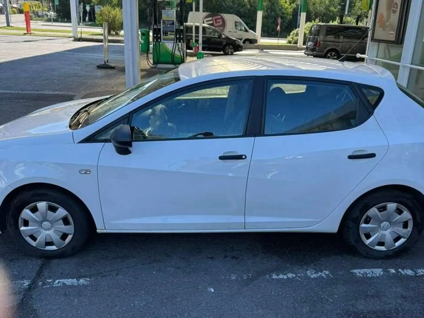 SEAT Ibiza Ibiza 1,0 Aktionsmodell SOL Aktionsmodell Weiß - 2