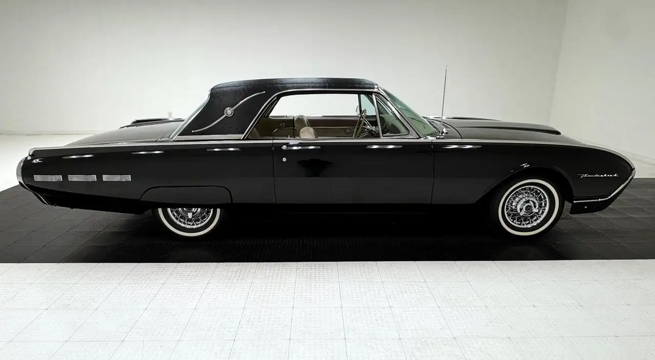 Ford Thunderbird Hardtop, foto 6