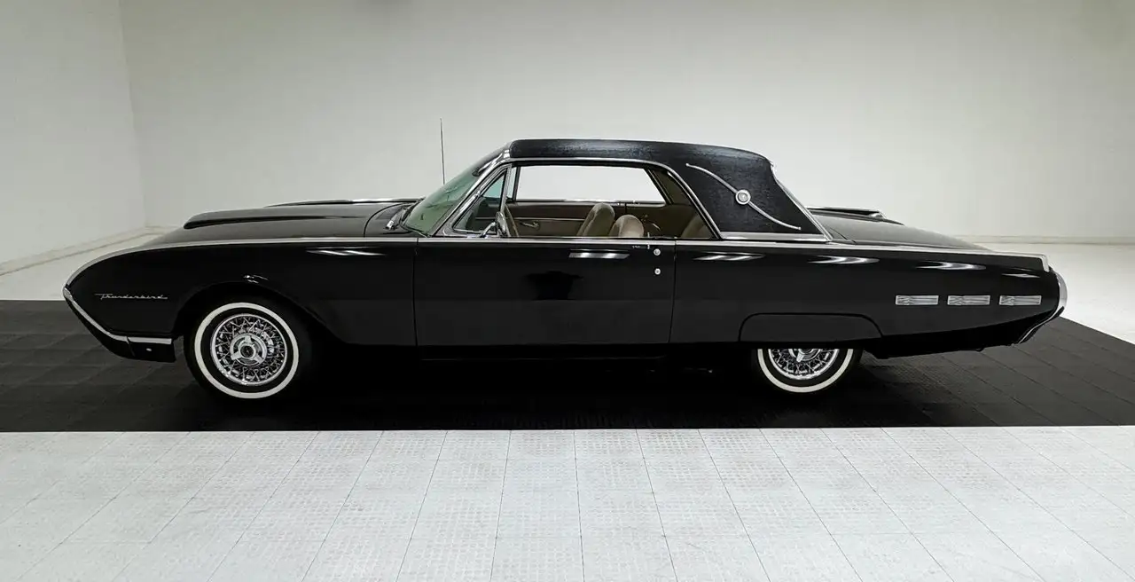 Ford Thunderbird Hardtop, foto 2