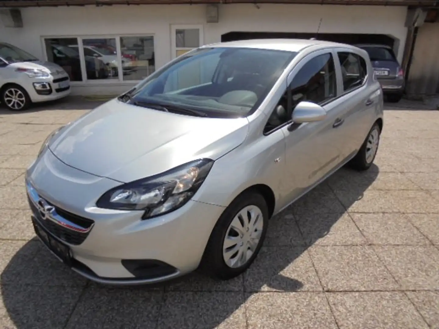 Opel Corsa Corsa 1,4 Grau - 1