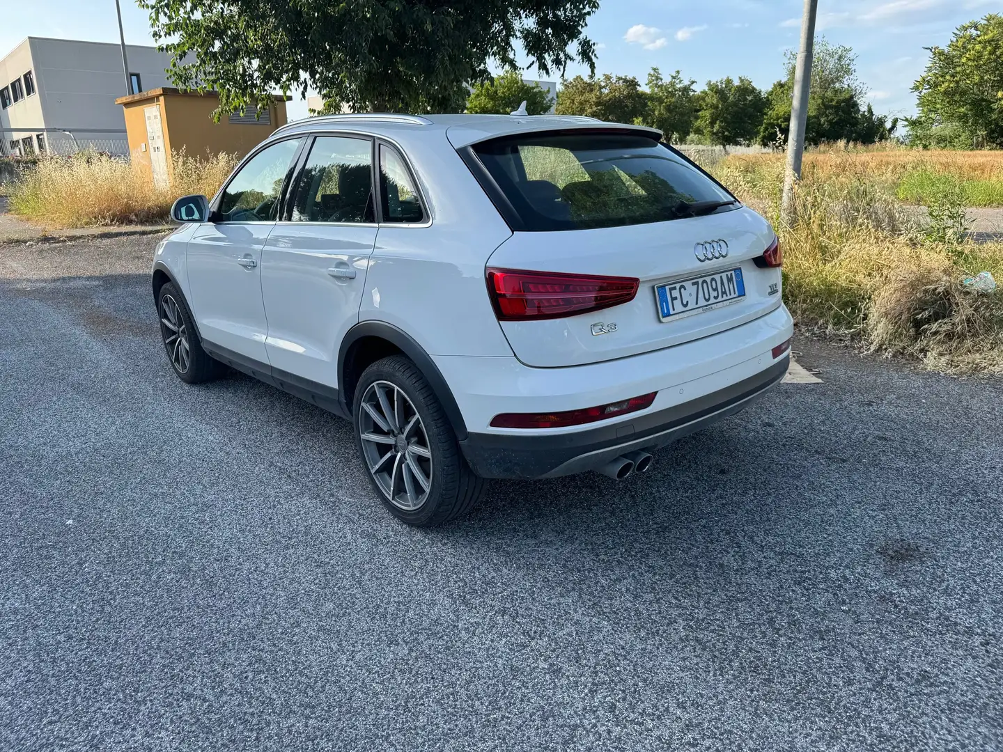 Audi Q3 Q3 2.0 tdi Business quattro 150cv s-tronic Bianco - 2