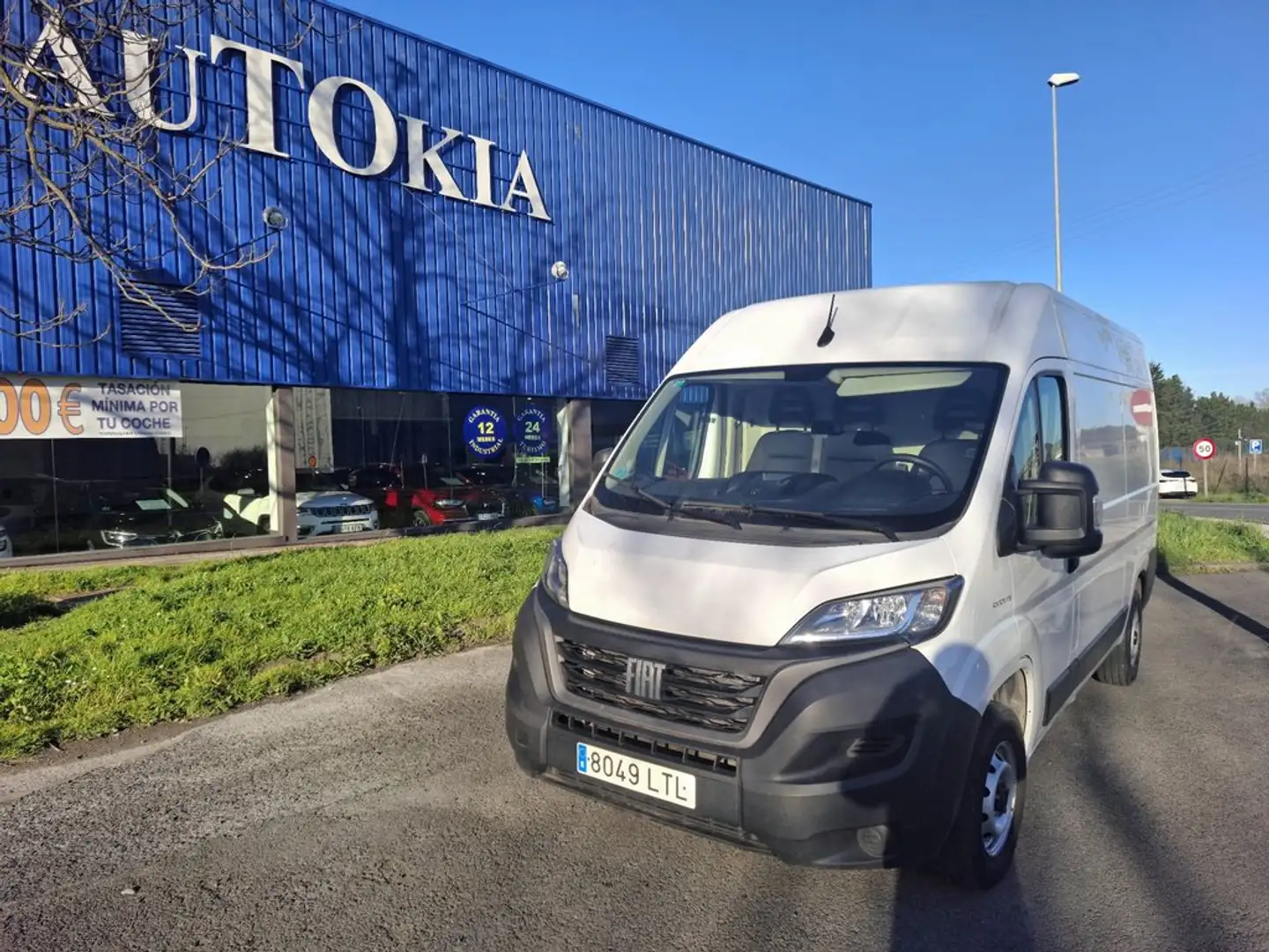Fiat Ducato Fg. 33 2.3Mjt LPEGR Medio T.Alto 95kW Blanc - 1