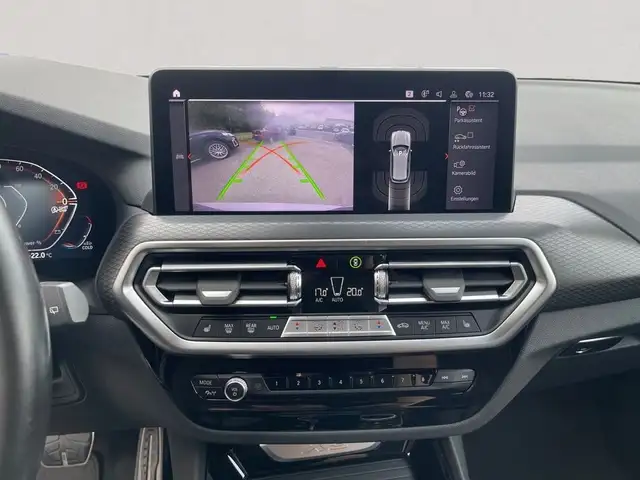 BMW X3 view 13