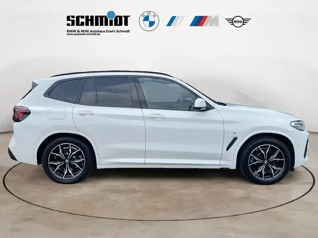 BMW X3 view 7