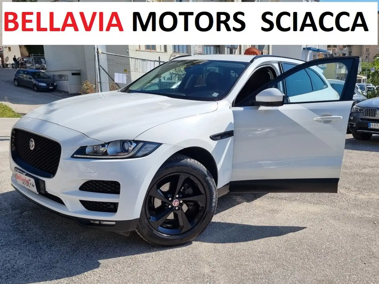 Jaguar F-Pace - 1