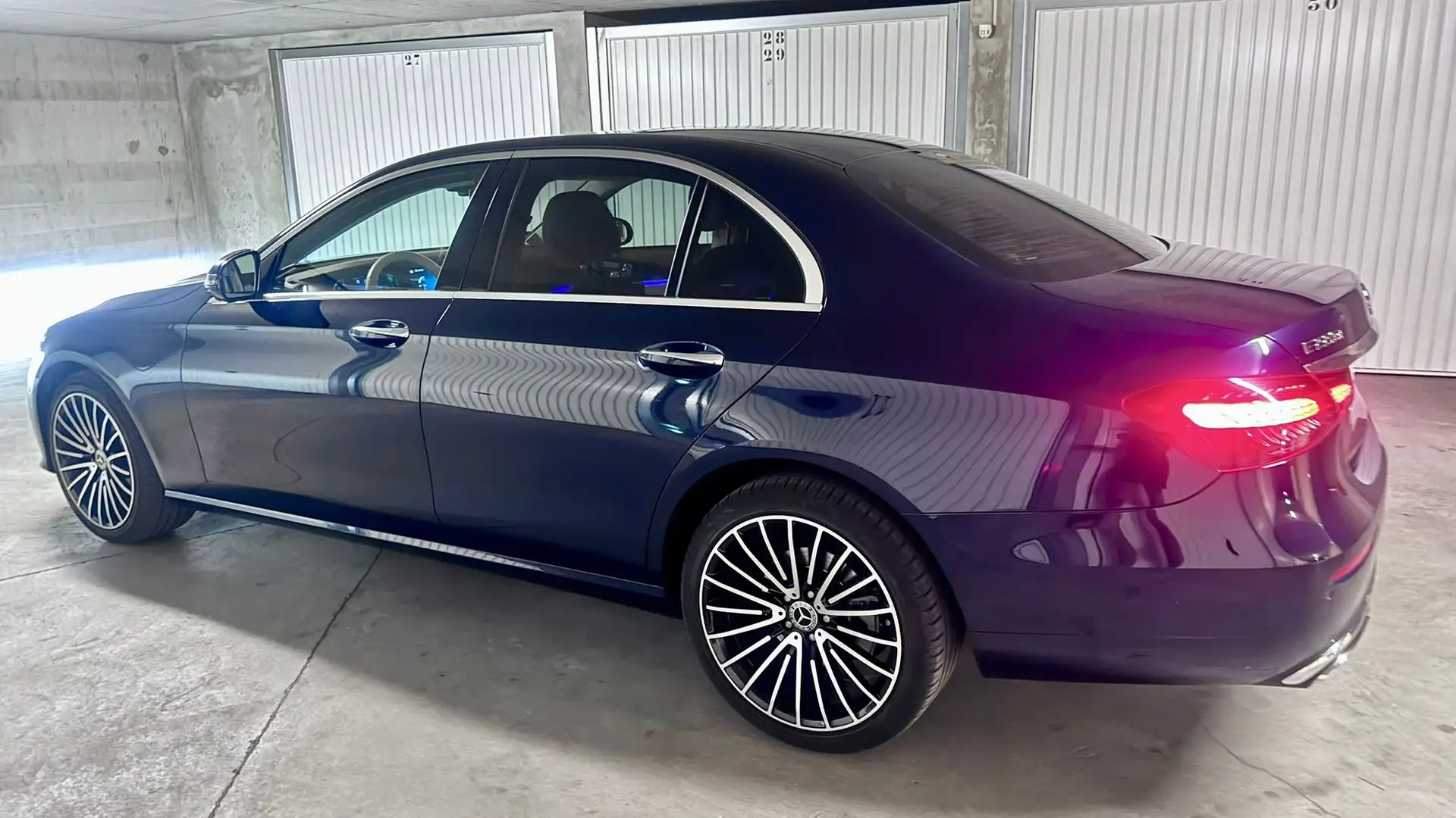 Mercedes-Benz E 220 Classe E 220 d 9G-Tronic Avantgarde Line Bleu - 2