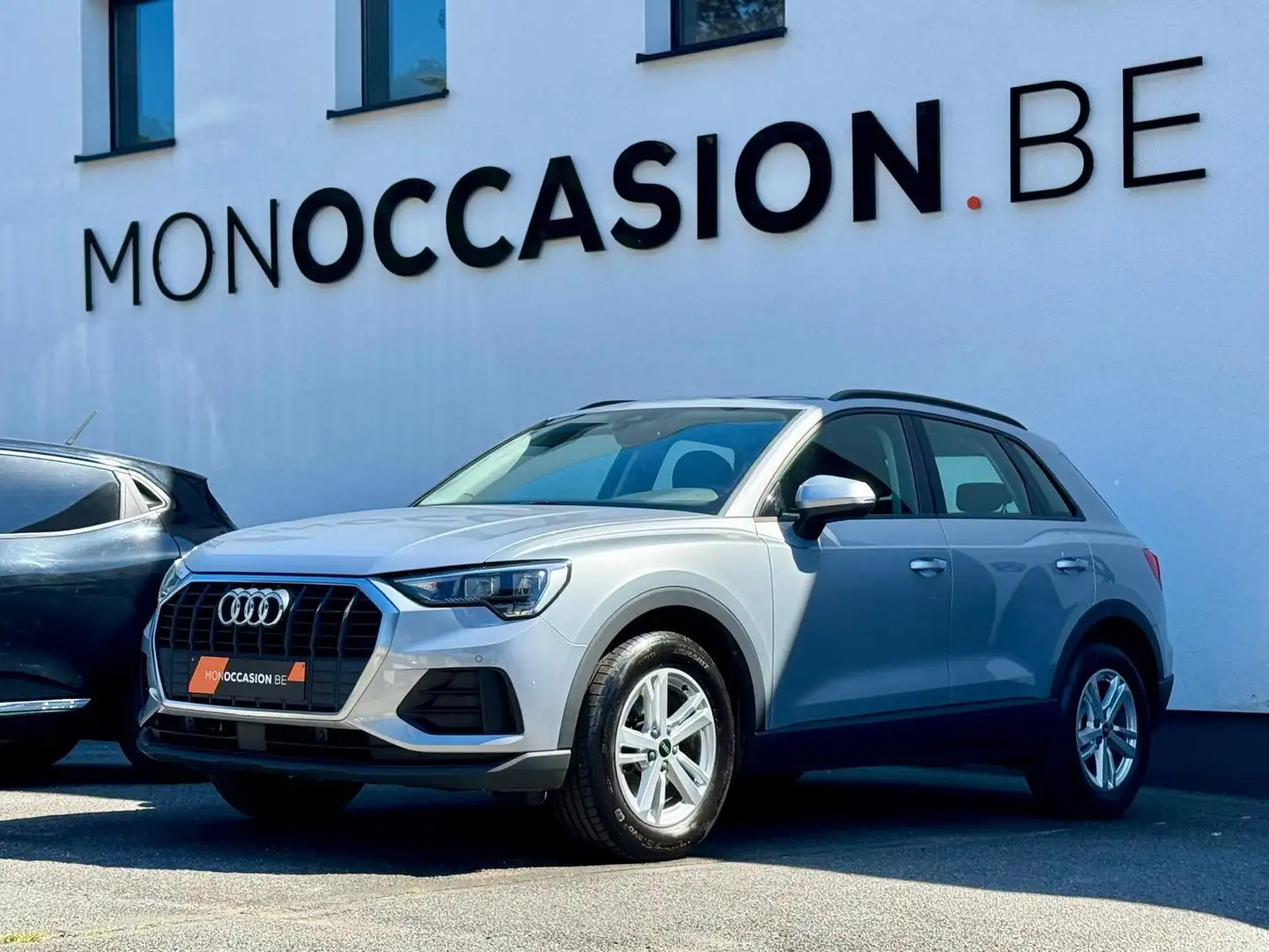 Audi Q3 35 TFSI AUTO CARPLAY PHARES LED GPS CAPTEURS Argent - 1