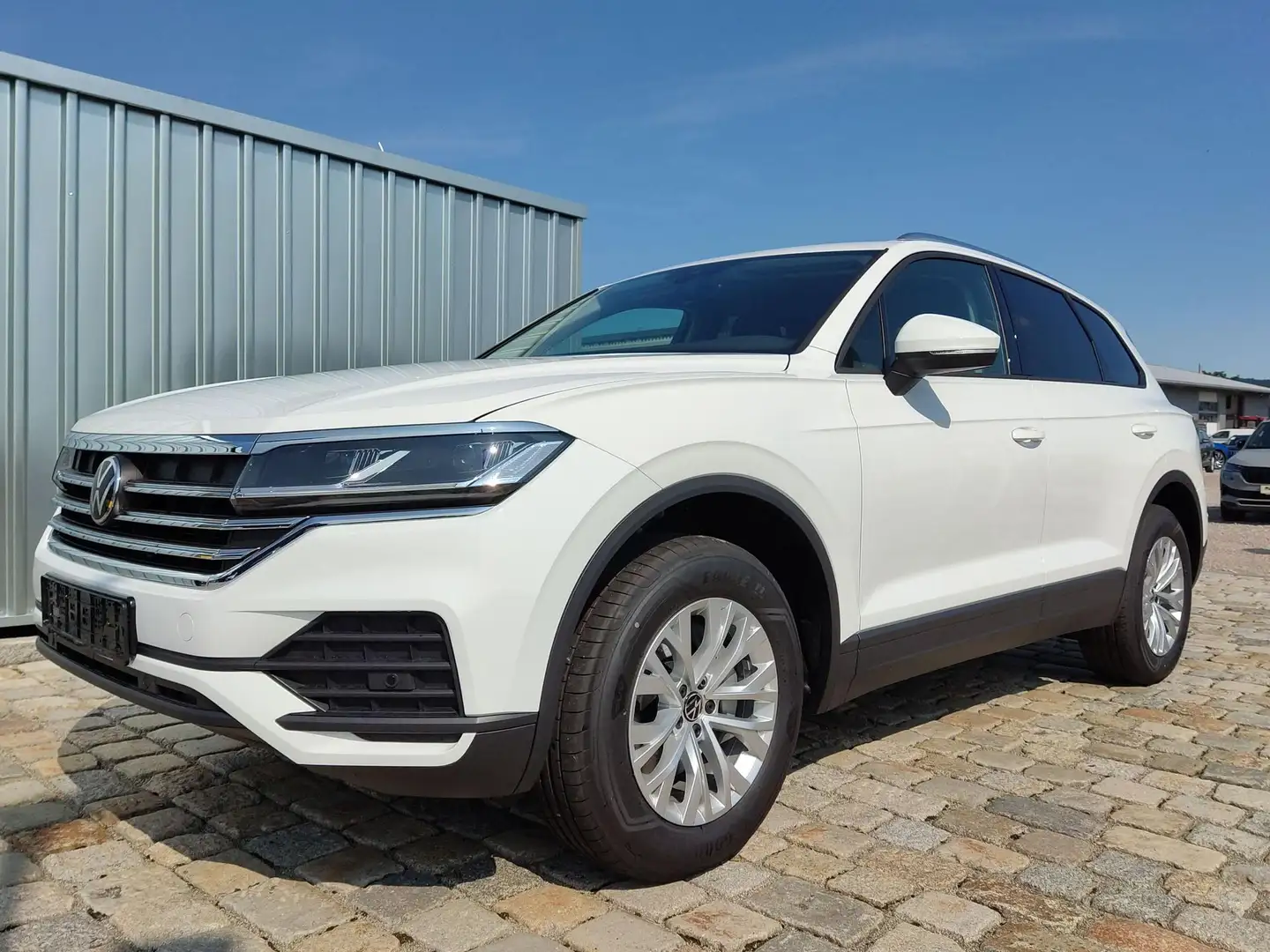 Volkswagen Touareg Limited 3.0 V6 TDI 4Motion Automatik-Anhängerku... Белый - 1