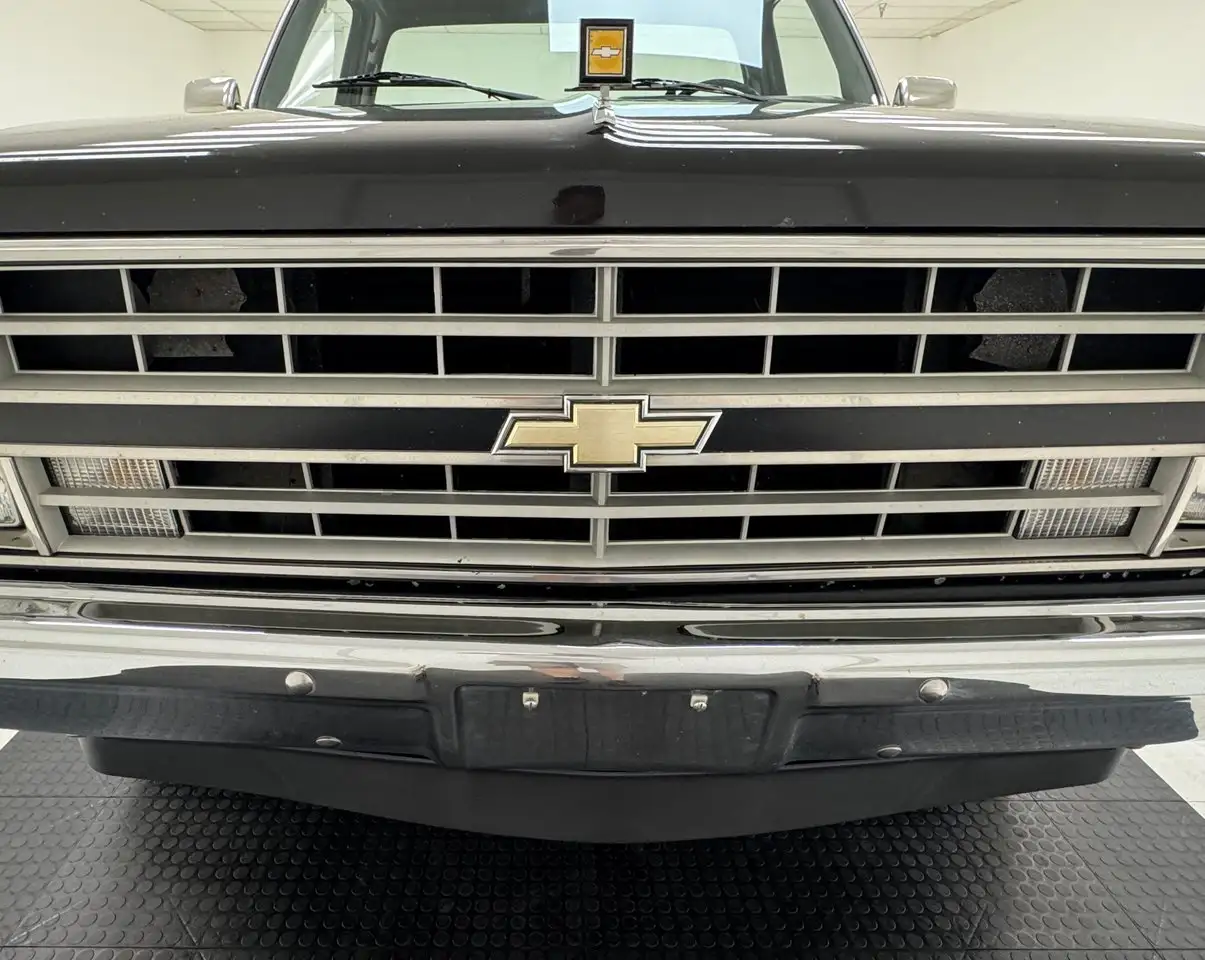 Chevrolet C10 Silverado 4x2 Long Bed Pickup, foto 9