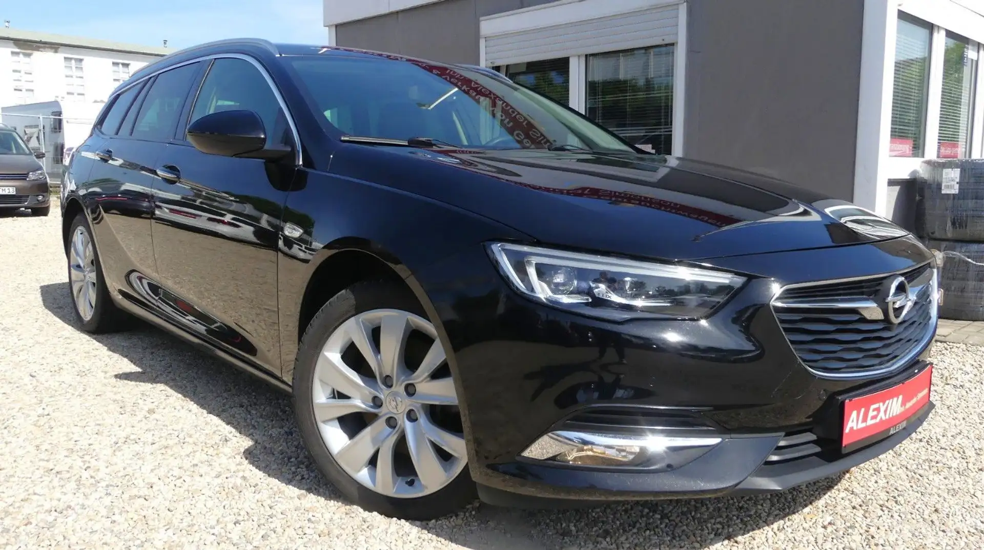 Opel Insignia B Sports Tour/2.0CDTi/LED/CarPlay/KeyLe Zwart - 2