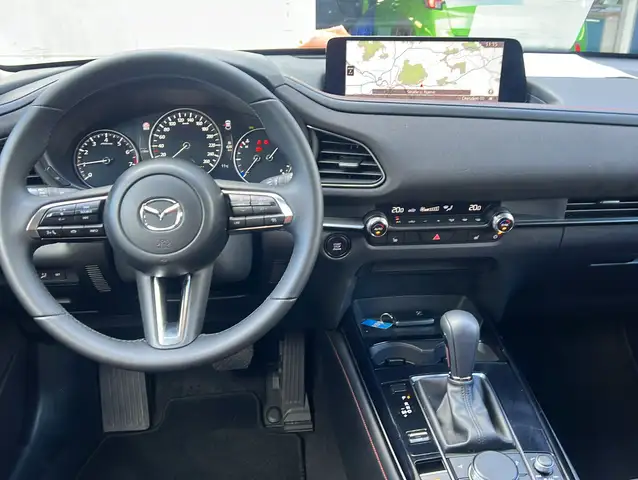 Mazda CX-30 view 13