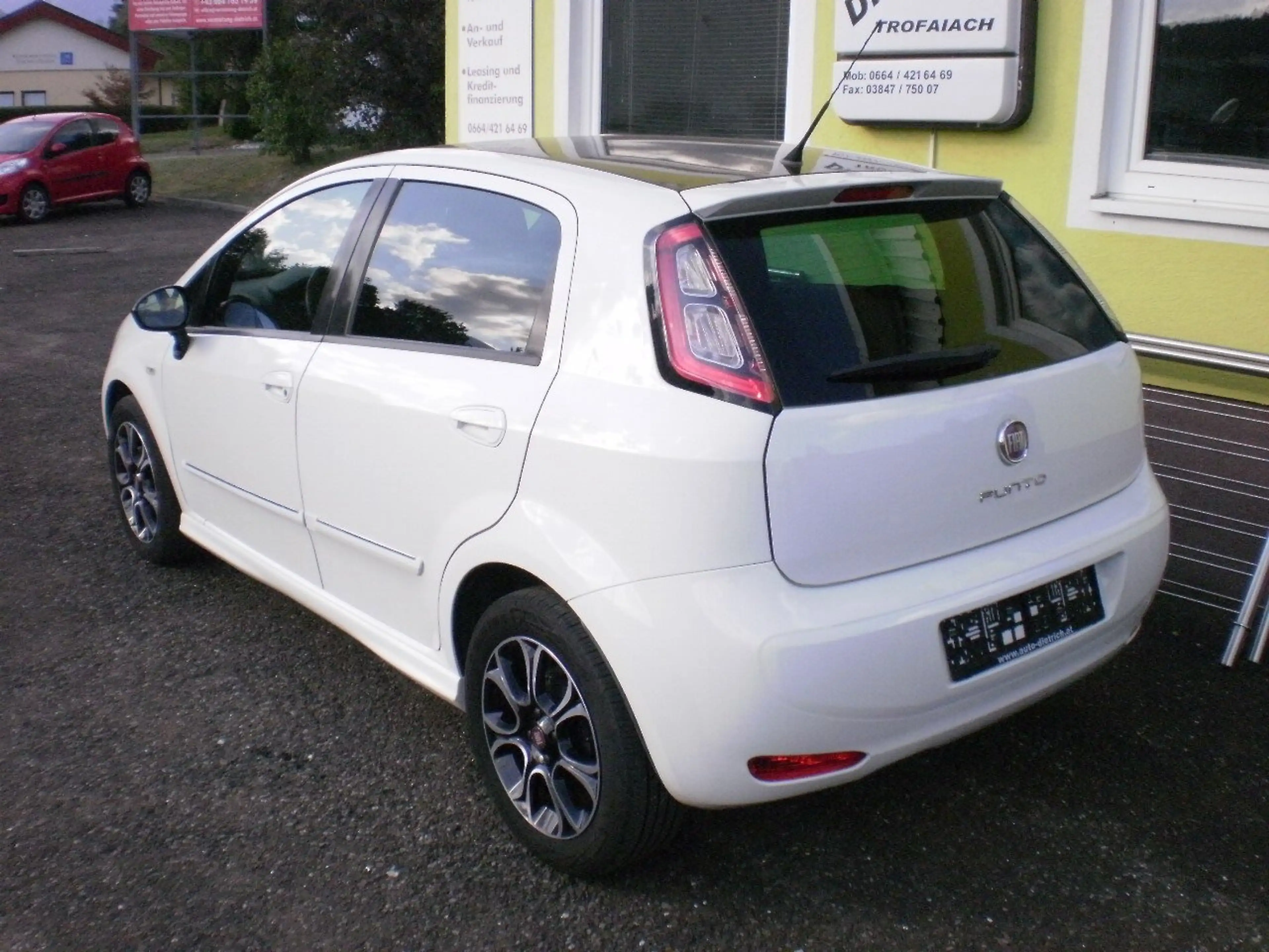 Fiat Punto Punto Evo Formula 1,4 75 Formula — photo 4