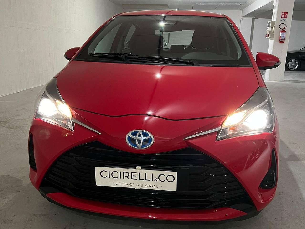 Toyota Yaris Yaris III 2017 5p 1.5h Business