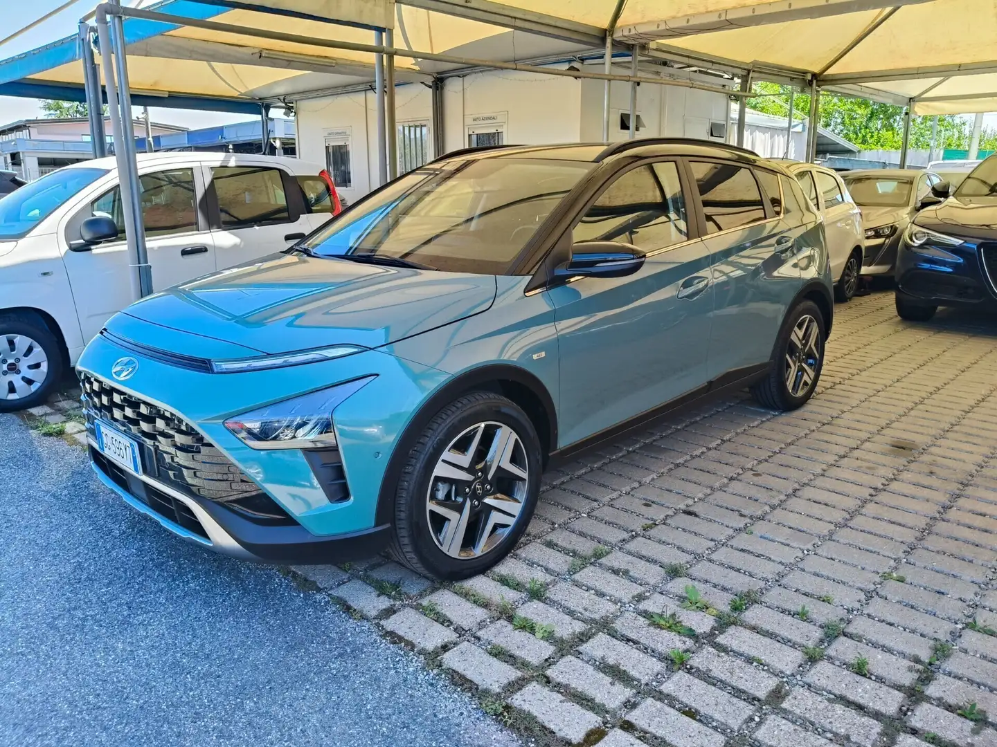 Hyundai BAYON 1.0 T-GDI Hybrid 48v iMT XClass Verde - 1